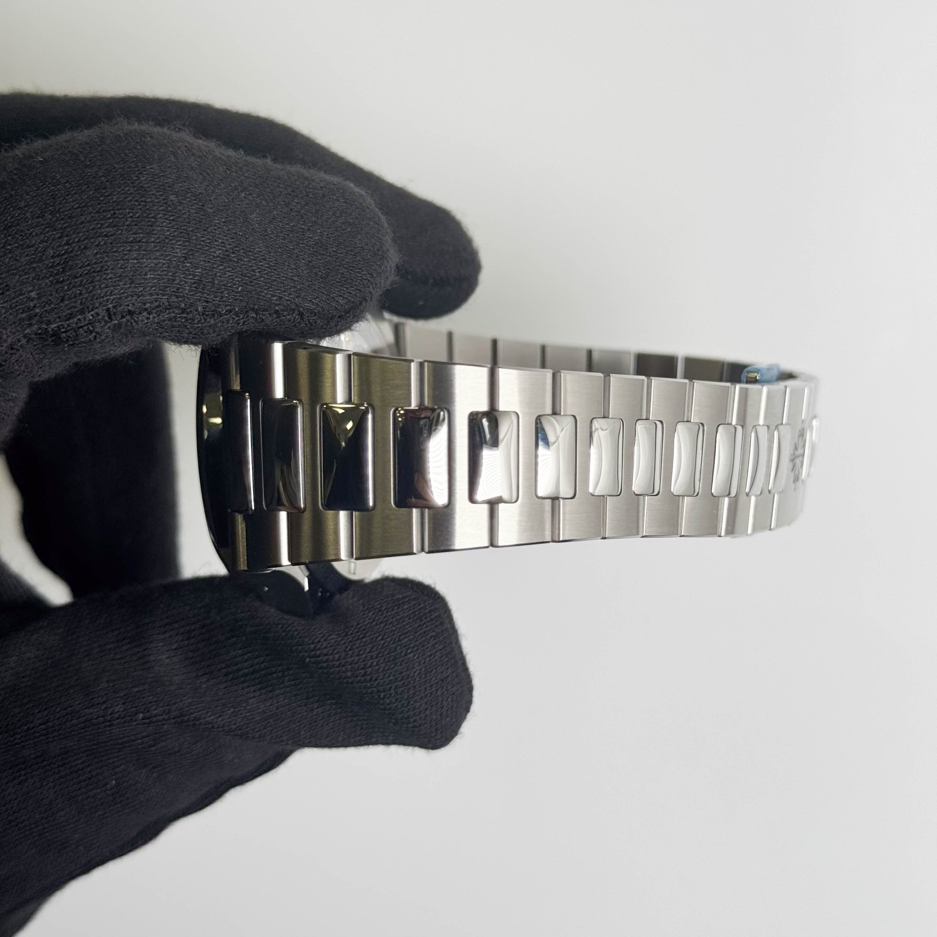 Patek Philippe Nautilus 40.5mm Blue Dial Watch Ref# 5990/1A-001