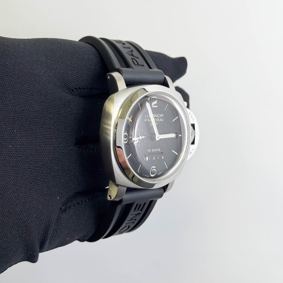 Panerai Luminor Marina 1950 10 Days GMT 44mm White Dial Watch Ref# PAM00270