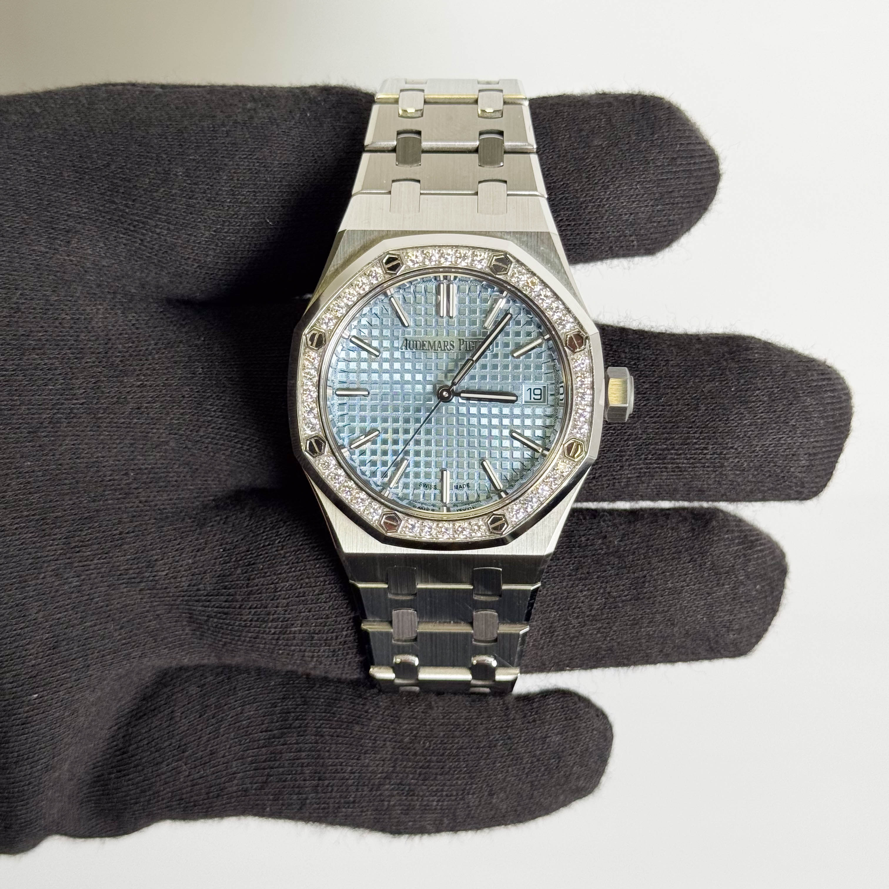 Audemars Piguet Royal Oak 34mm Ice Blue Dial Watch Ref# 77451ST.ZZ.1361ST.01