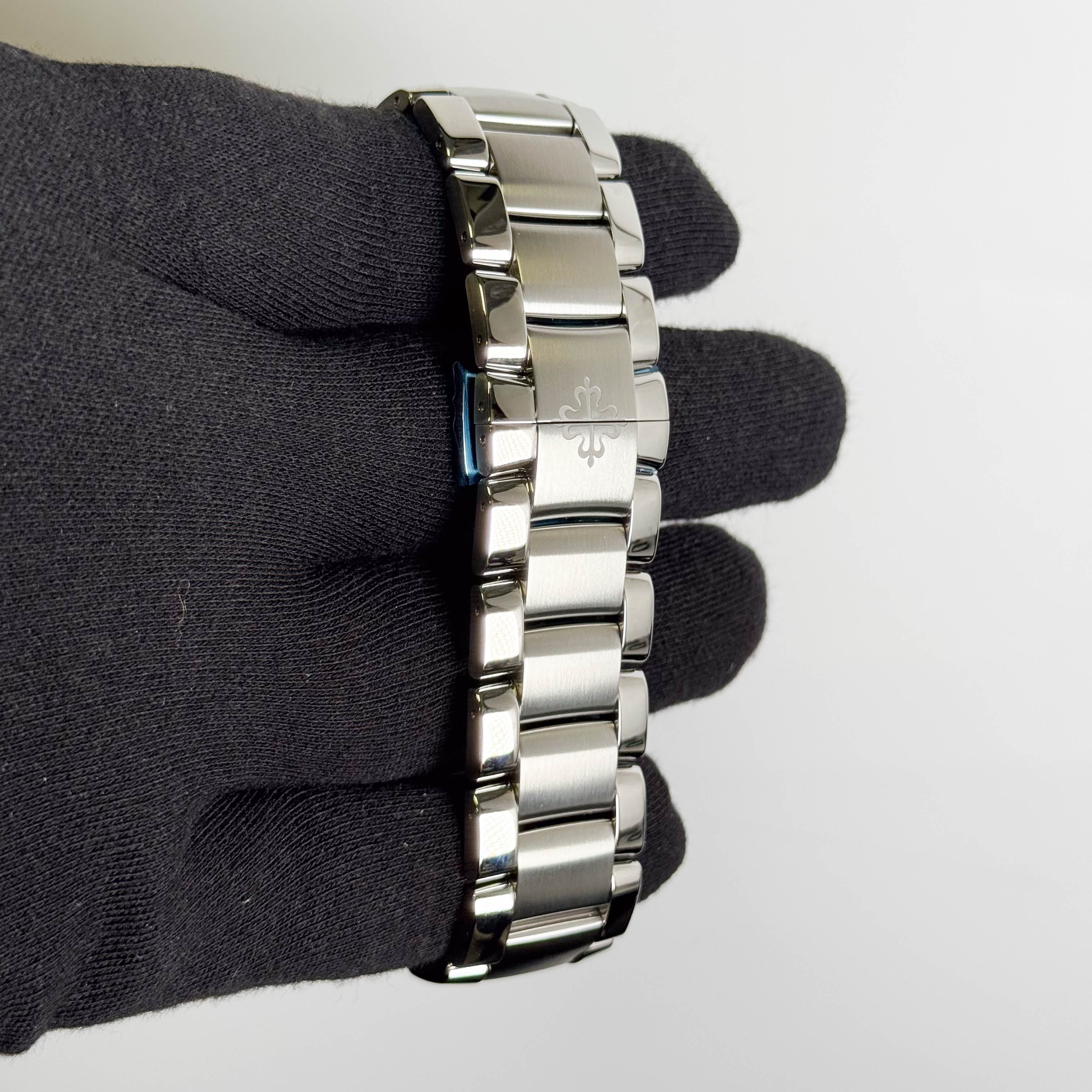 Patek Philippe Aquanaut 40mm Black Dial Ref# 5167/1A-001