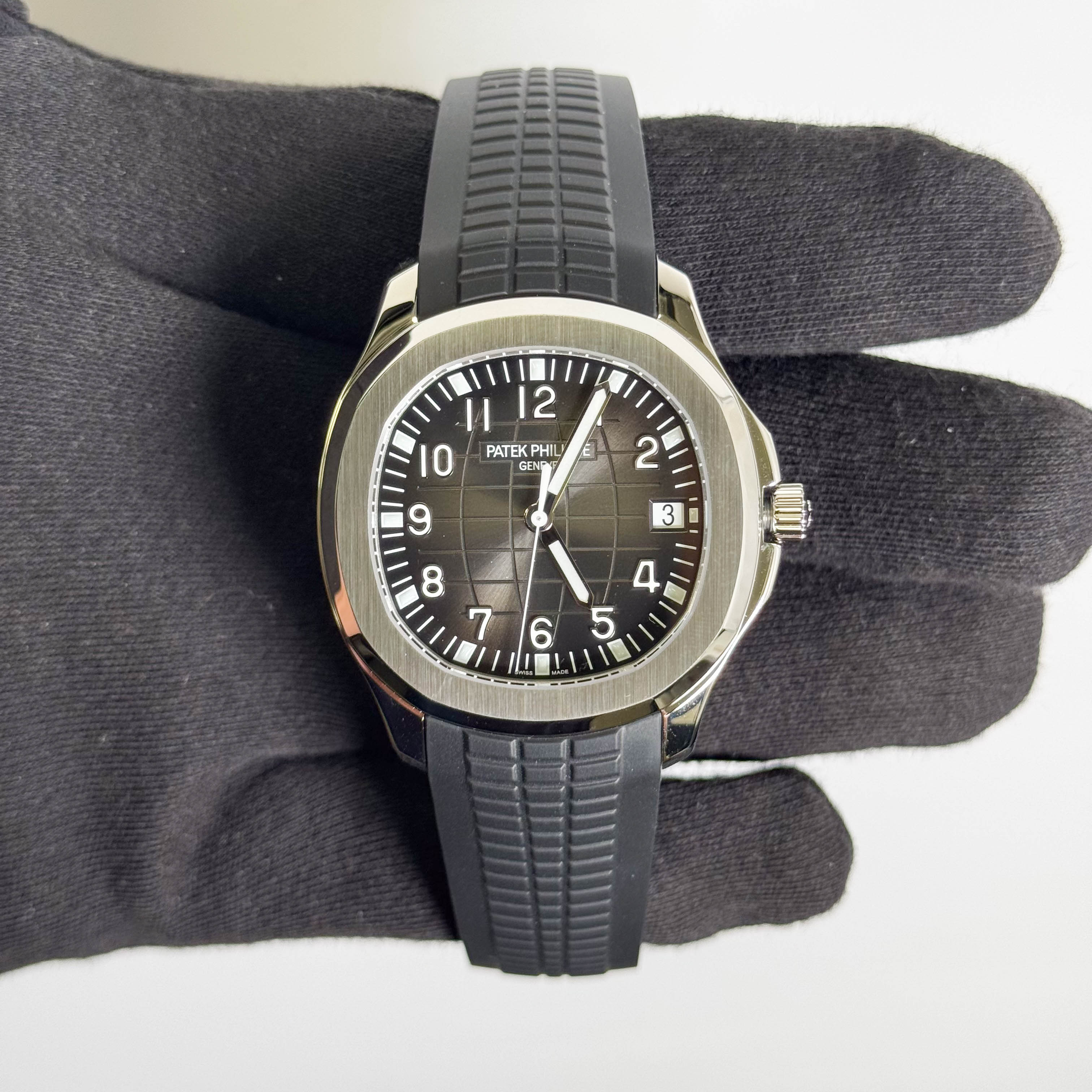 Patek Philippe Aquanaut 40.8mm Black Dial Watch Ref# 5167A-001