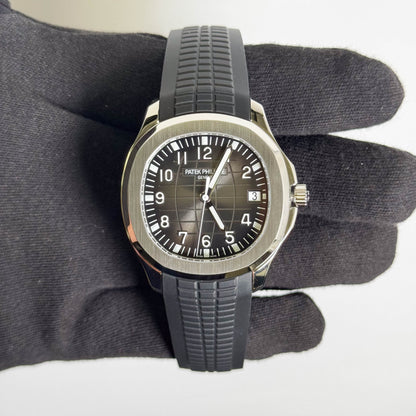 Patek Philippe Aquanaut 40.8mm Black Dial Watch Ref# 5167A-001