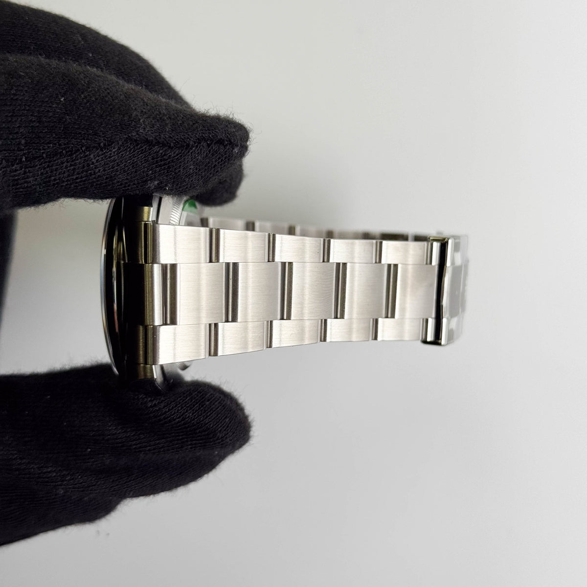 Rolex Oyster Perpetual 41mm Green Dial Watch Ref# 134300