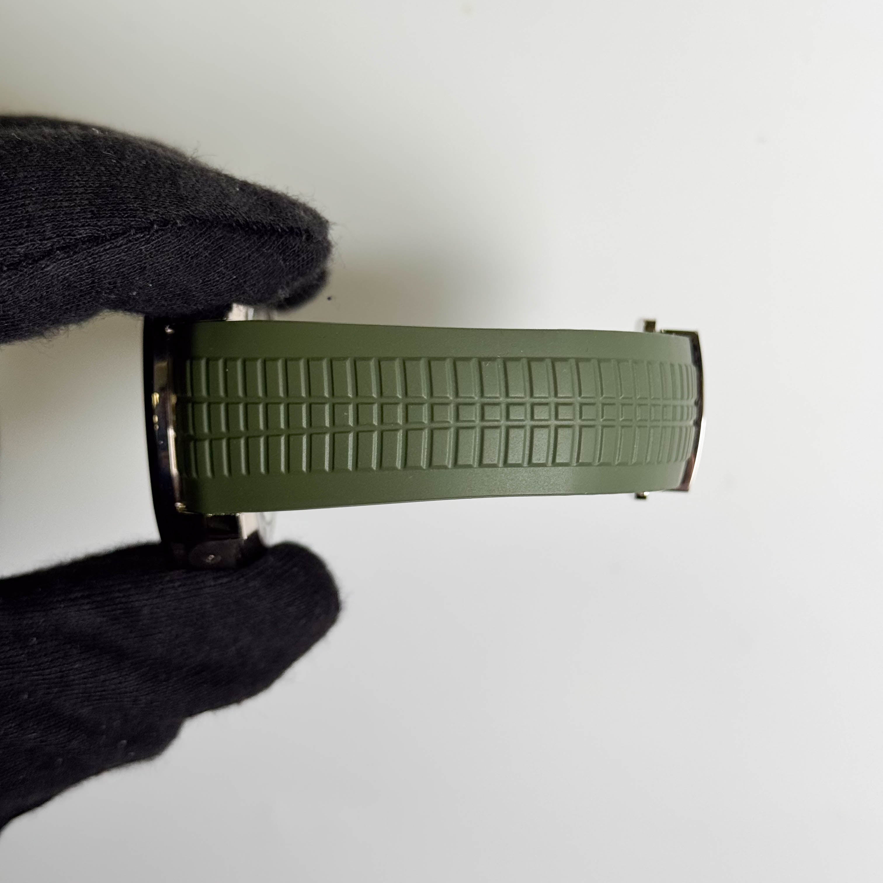 Patek Philippe Aquanaut 42mm Green Dial Watch Ref# 5968G-010