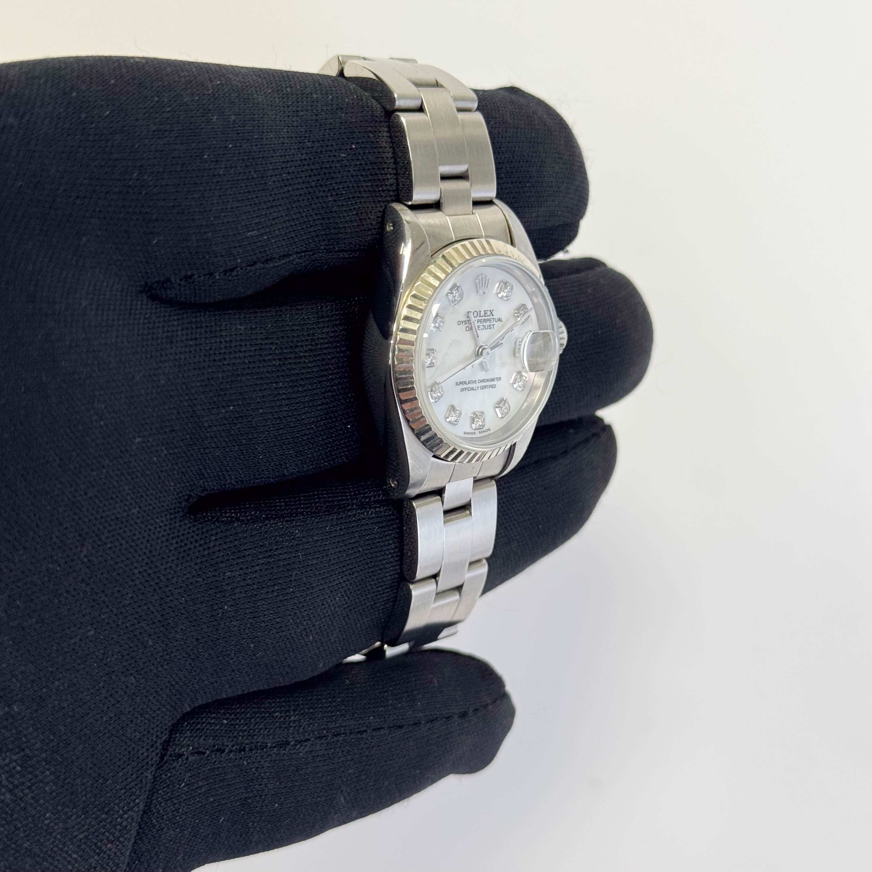 Rolex Oyster Perpetual 26mm MOP Dial Watch Ref# 69160 - Happy Jewelers Fine Jewelry Lifetime Warranty