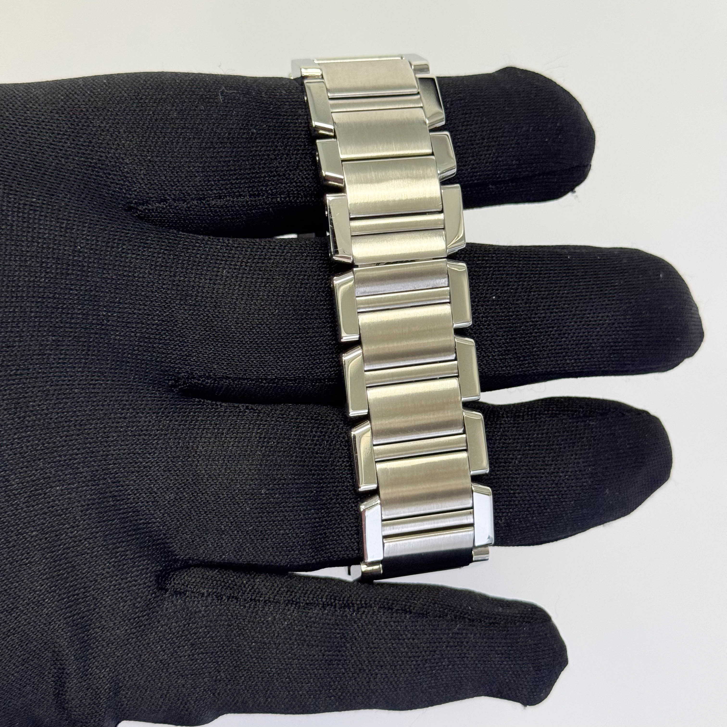 Cartier Tank 28mm White Dial Watch Ref# W51002Q3 - Happy Jewelers Fine Jewelry Lifetime Warranty