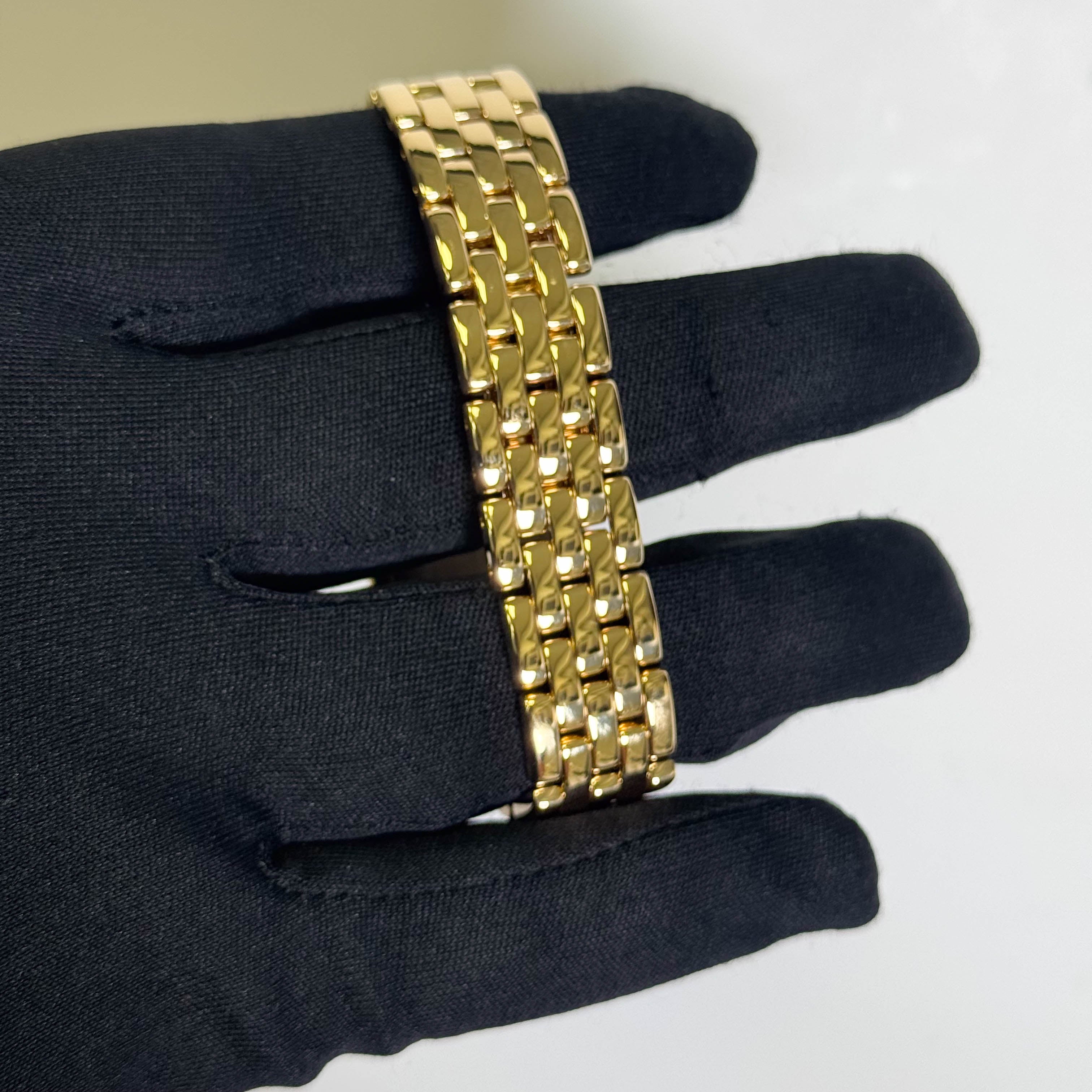 Cartier Panthere 26mm Ivory Roman Dial Watch Ref# 83783747