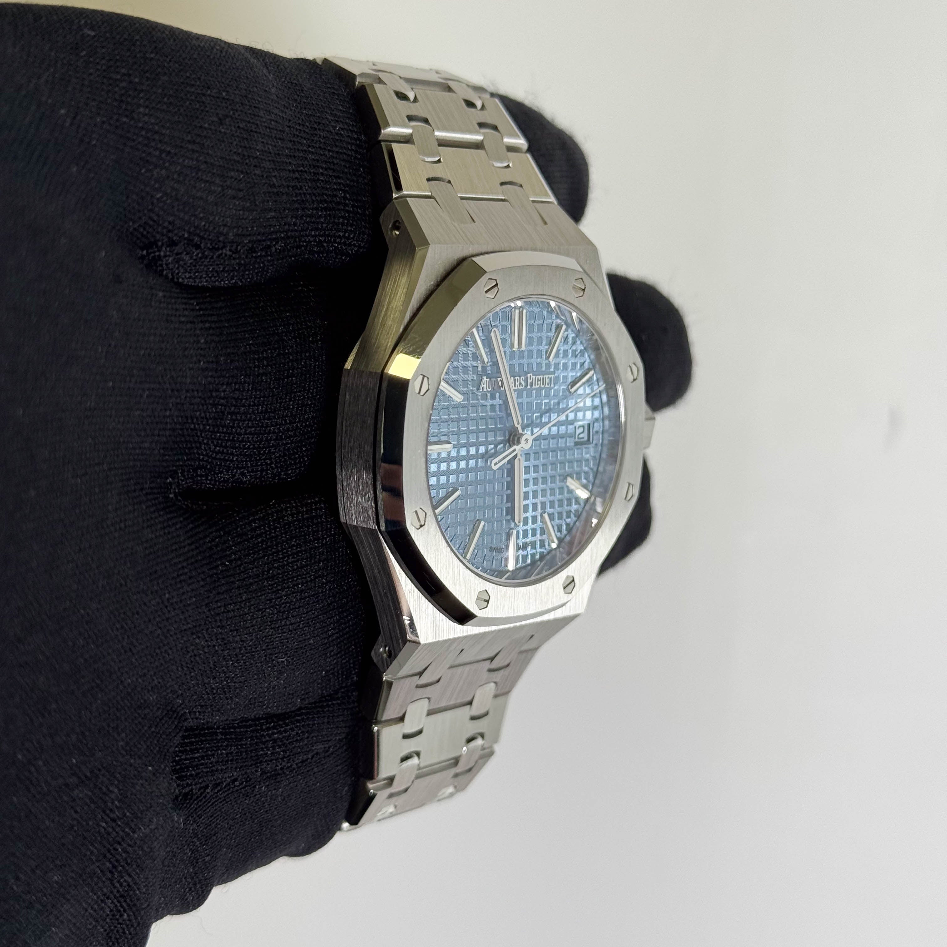 Audemars Piguet Royal Oak 37mm Ice Blue Dial Watch Ref# 15550ST.OO.1356ST.08