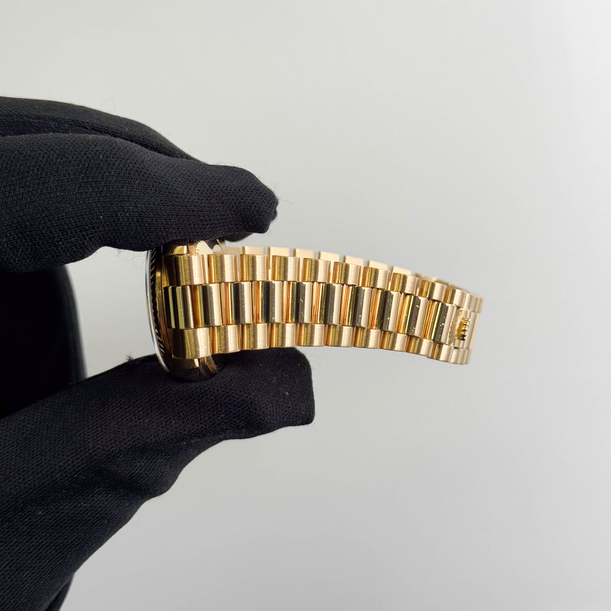 Rolex Datejust 31mm Champagne Dial Watch Ref# 68278