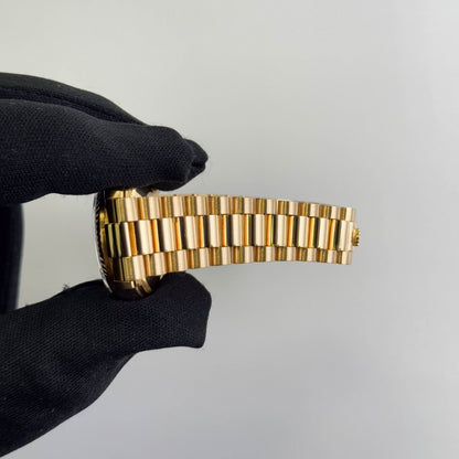 Rolex Datejust 31mm Champagne Dial Watch Ref# 68278
