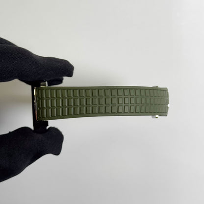 Patek Philippe Aquanaut 38mm Green Dial Watch Ref# 5267/200A-011