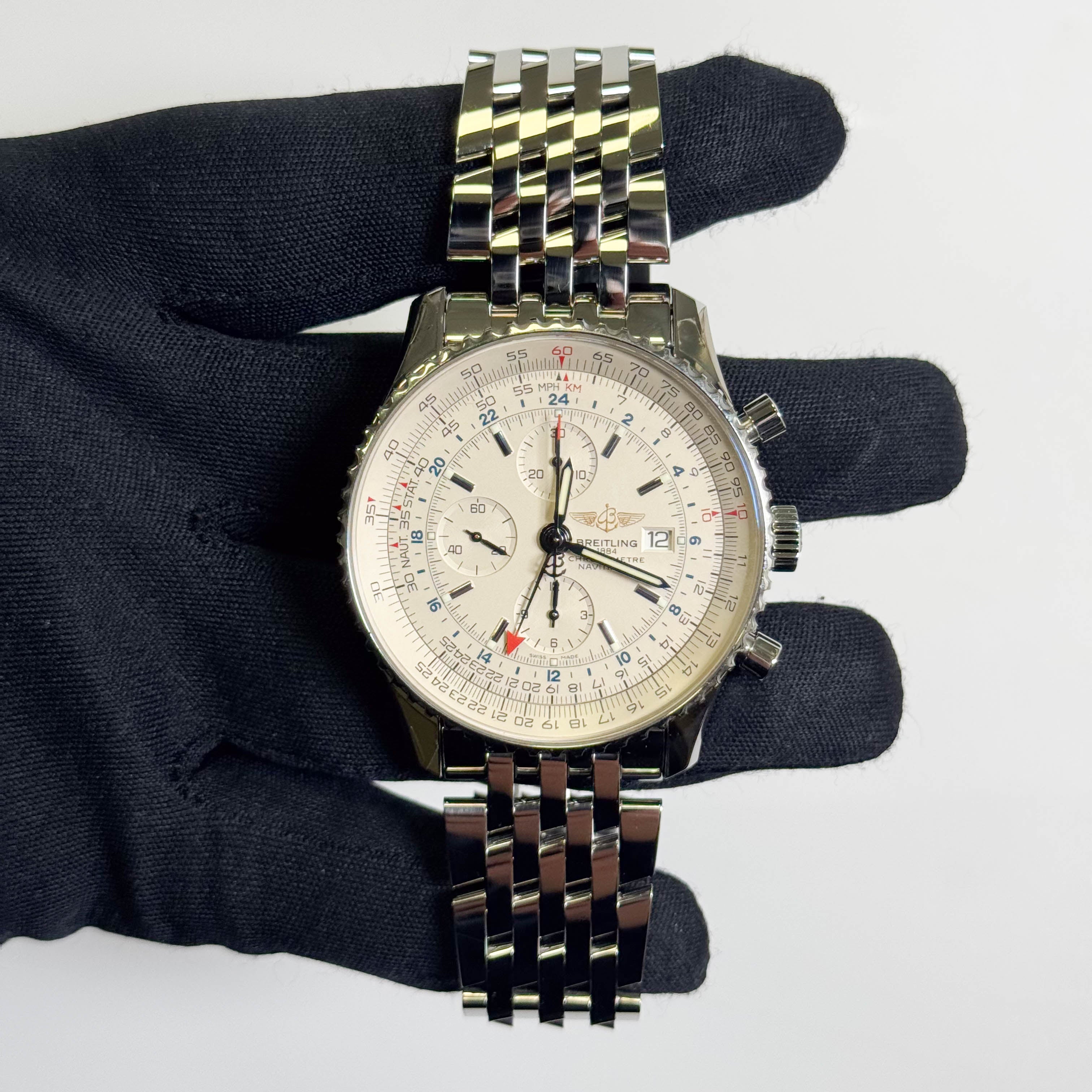Breitling Navitimer World Stainless Steel 46mm White Chronograph