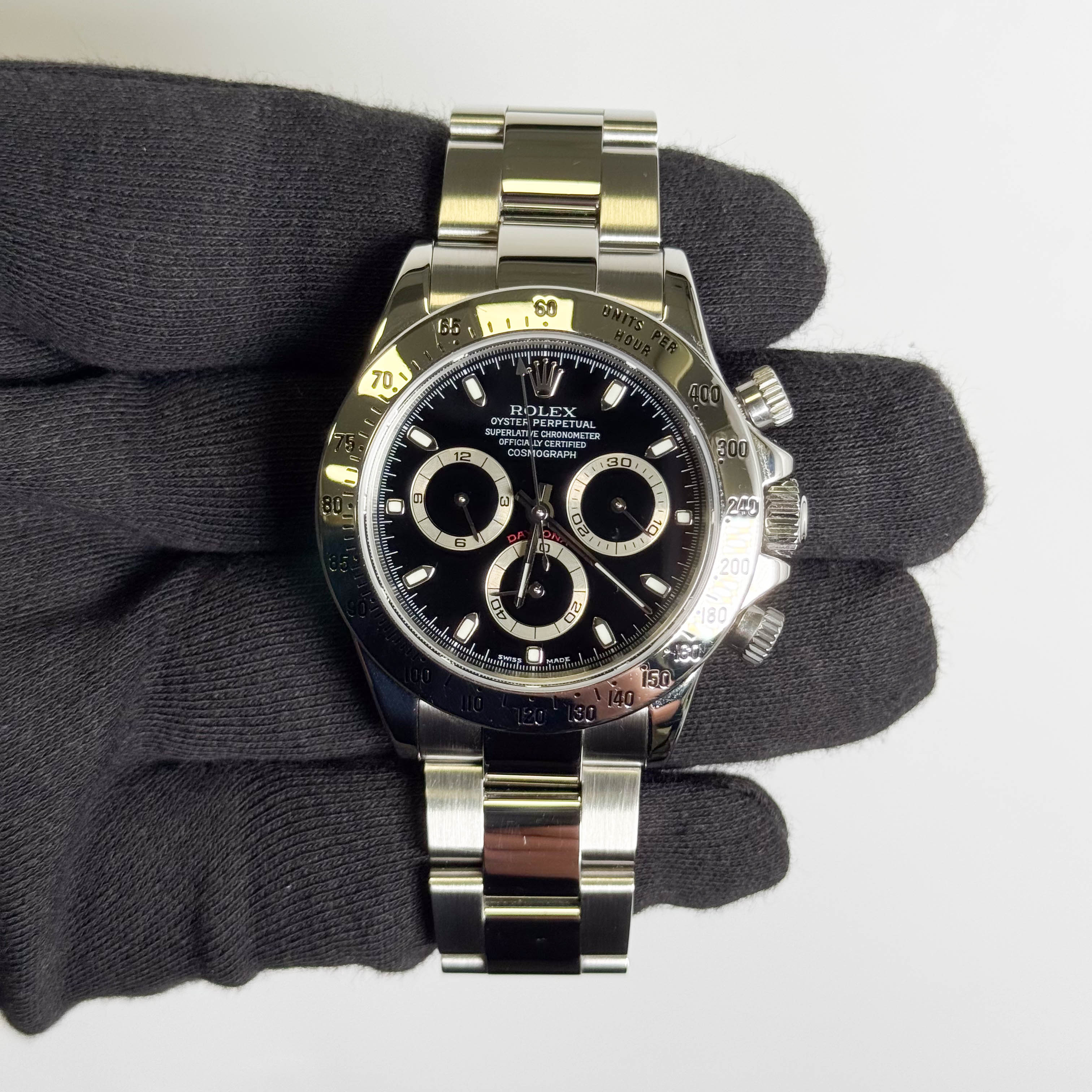 Rolex Daytona 40mm Black Dial Watch Ref# 116520