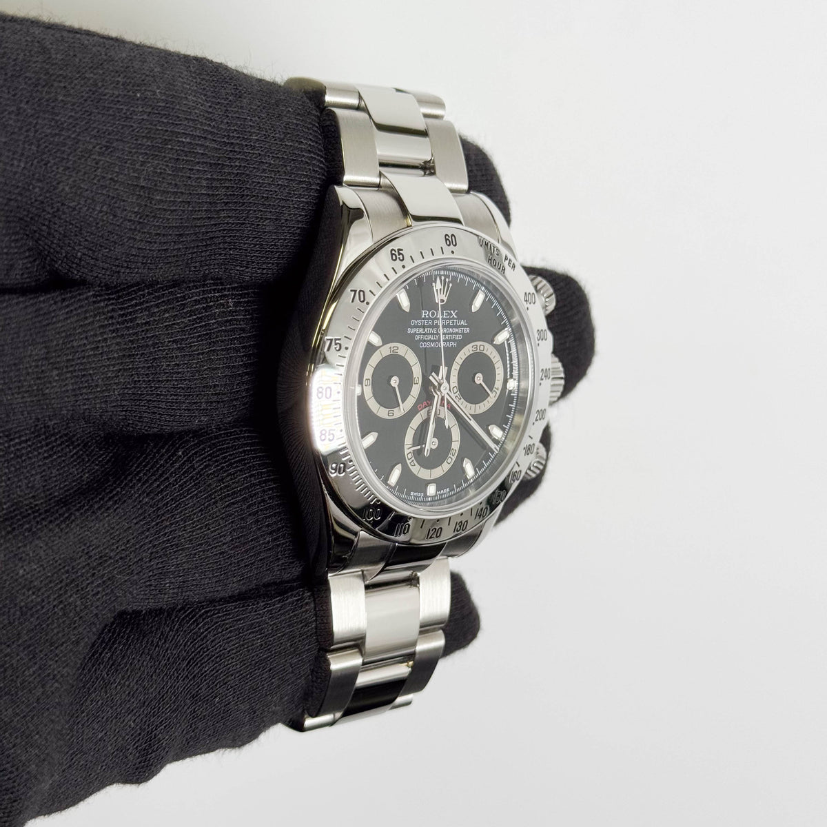Rolex Daytona 40mm Black Dial Watch Ref# 116520