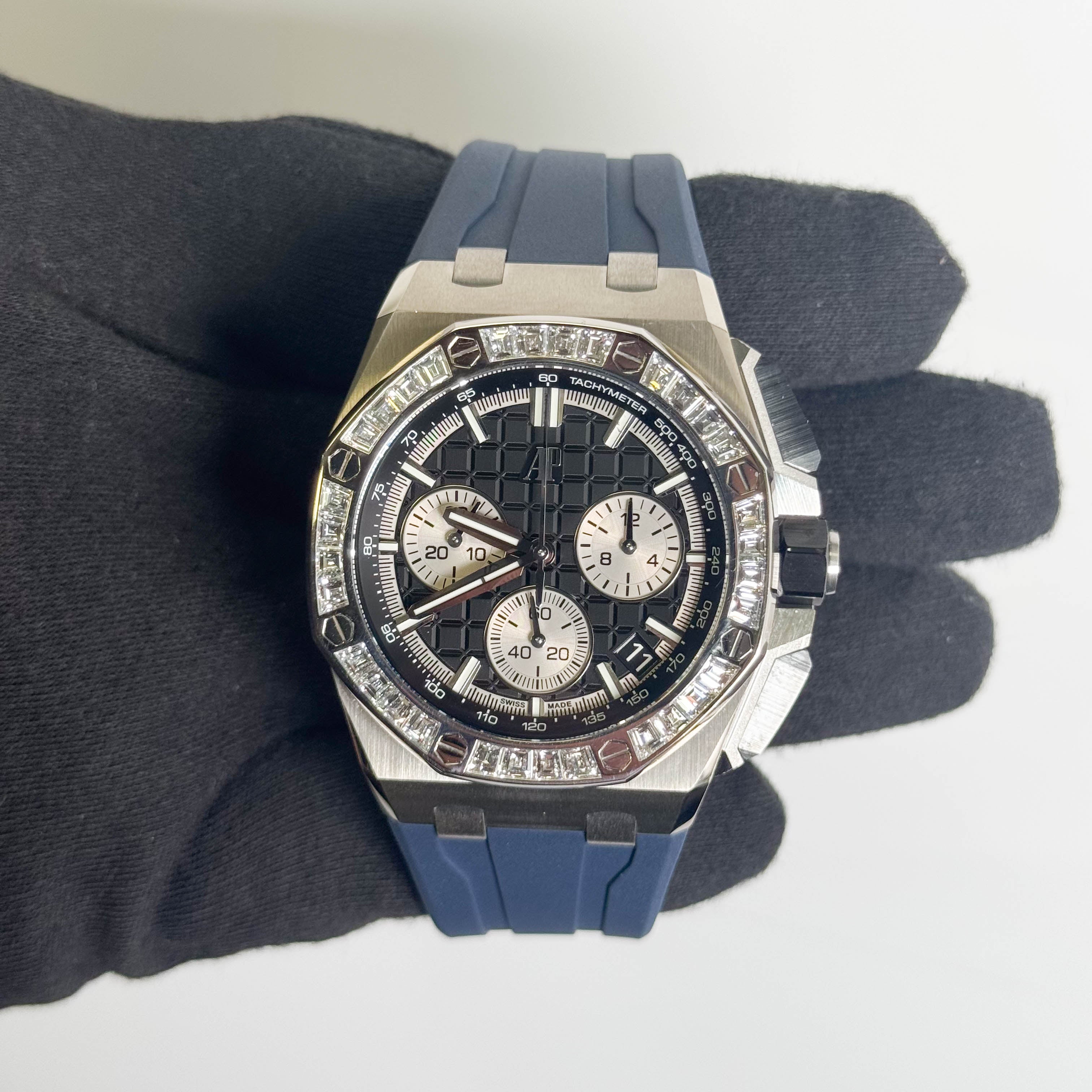Audemars Piguet Royal Oak Offshore 43mm Black Dial Watch Ref# 26424BC.ZZ.D002CA.01