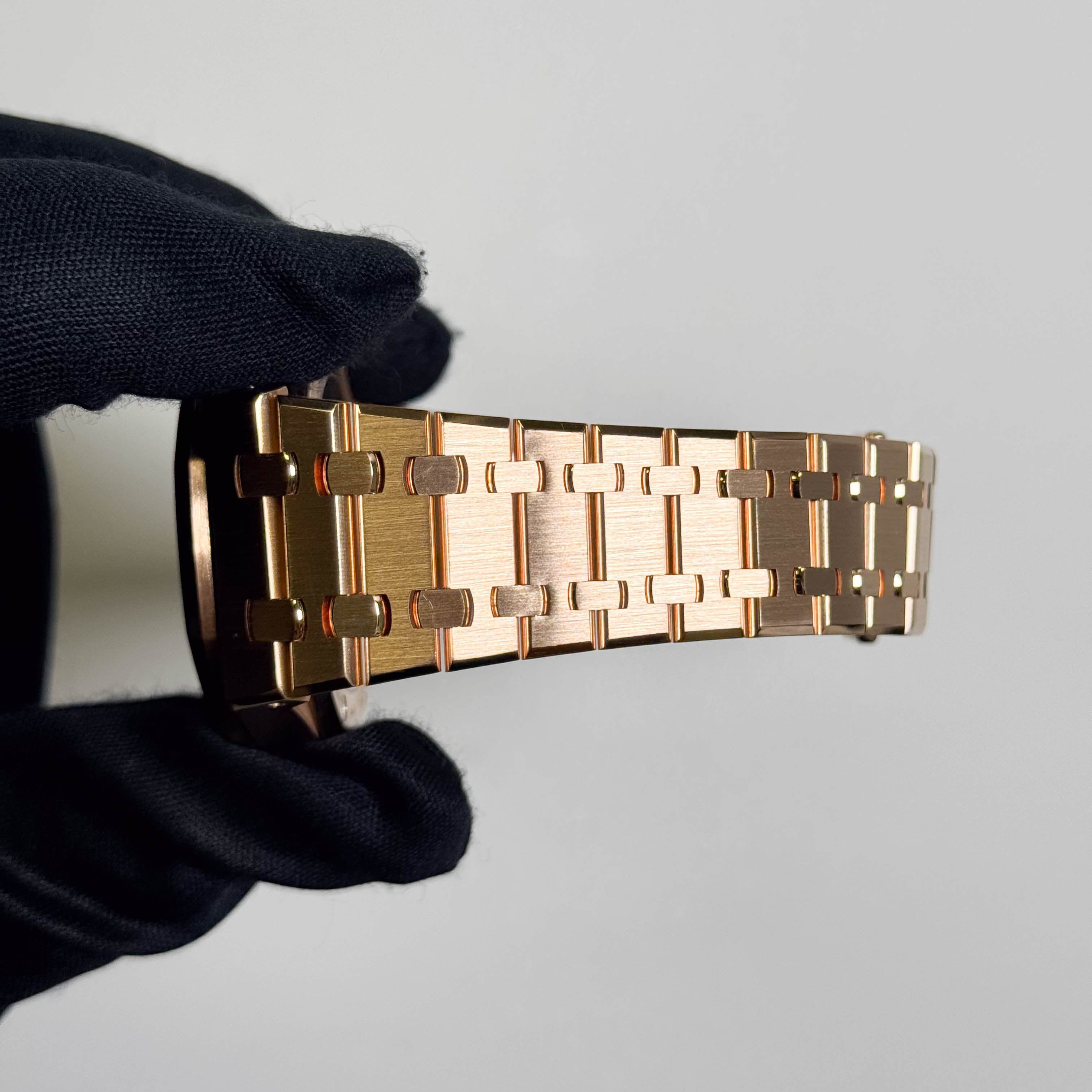 Audemars Piguet Royal Oak Rose Gold 41mm Chocolate Chronograph Dial Watch Ref# 26239OR.OO.1220OR.02 - Happy Jewelers Fine Jewelry Lifetime Warranty
