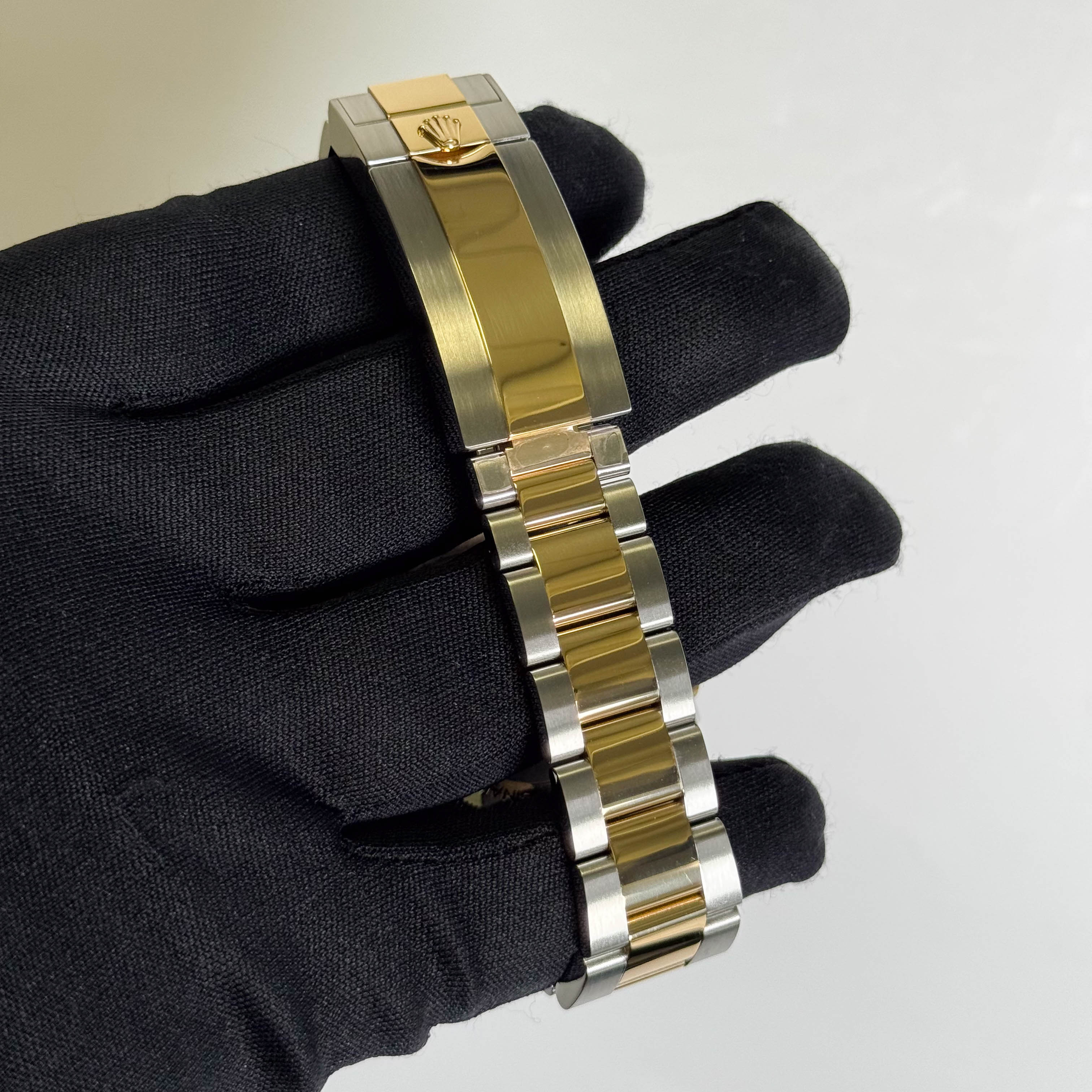 Rolex Sea-Dweller 43mm Black Dial Watch Ref# 126603