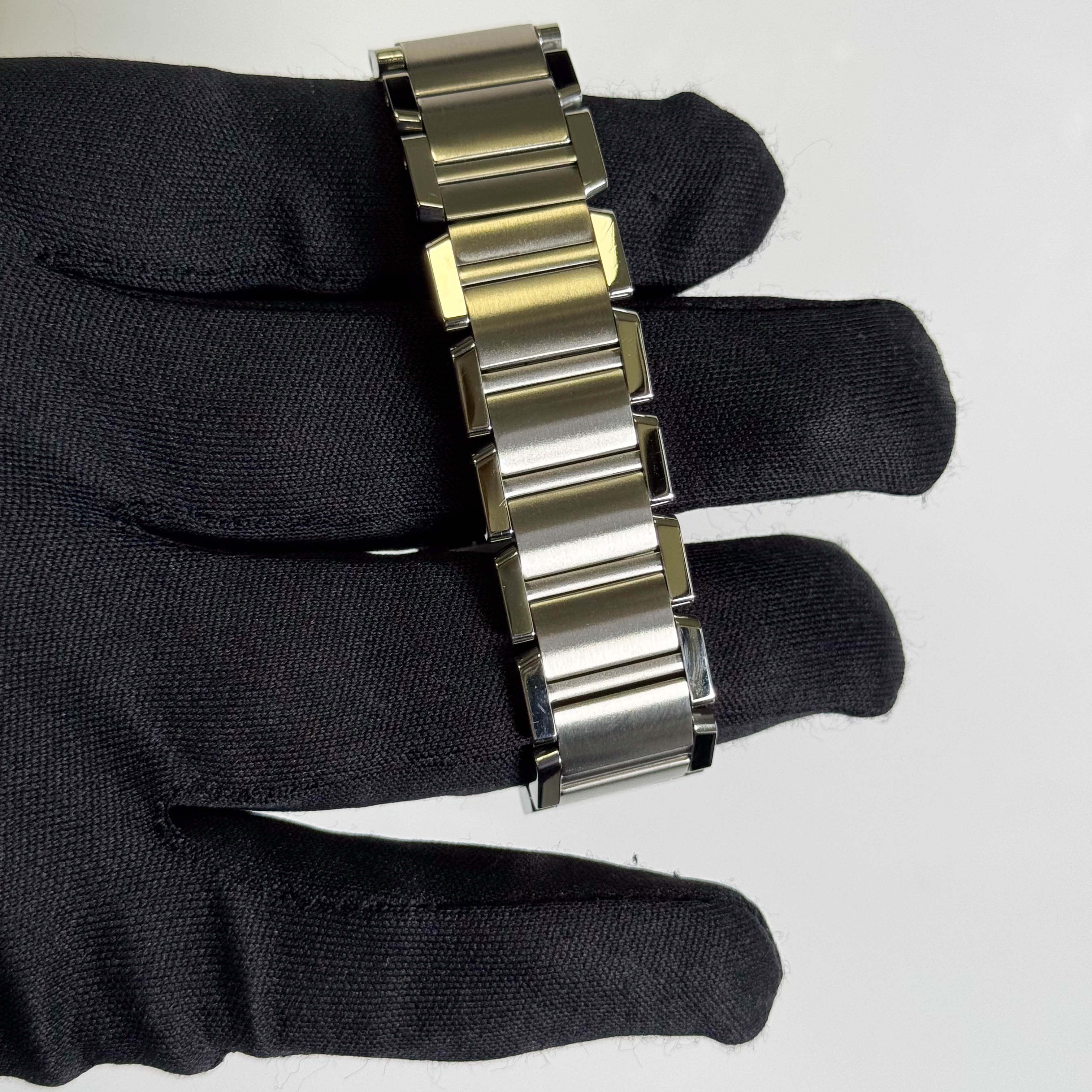 Cartier Tank 25mm White Dial Watch Ref# W51011Q3