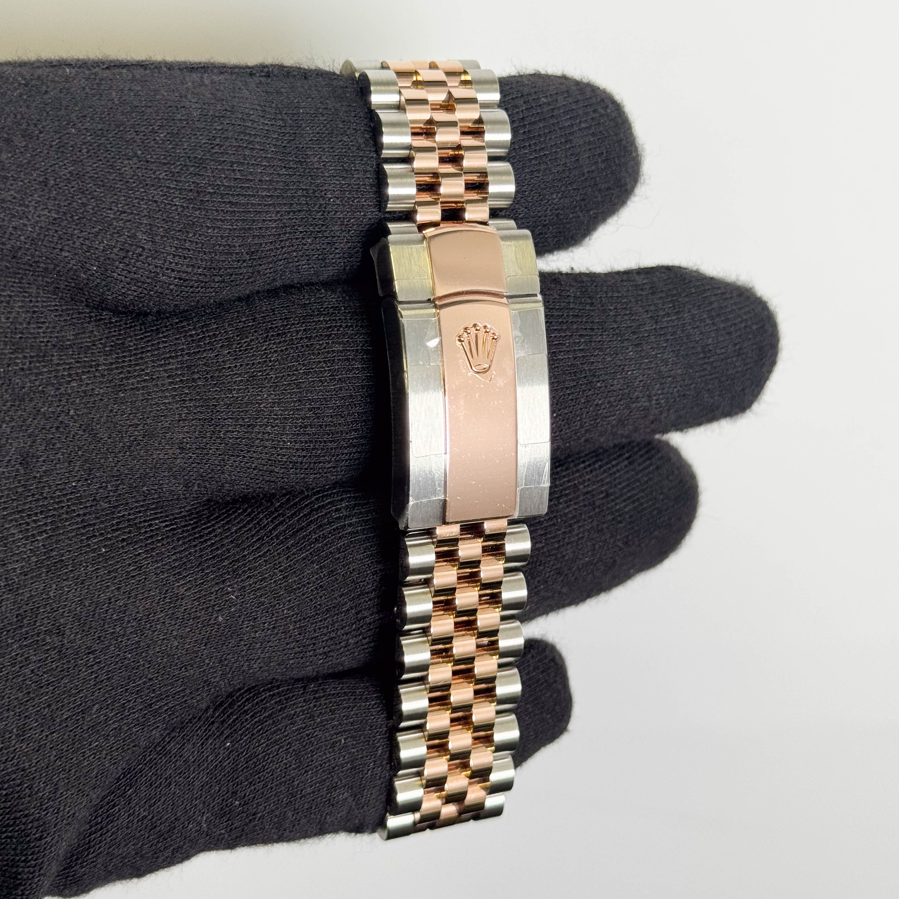 Rolex Datejust 36mm MOP Dial Watch Ref# 126281RBR