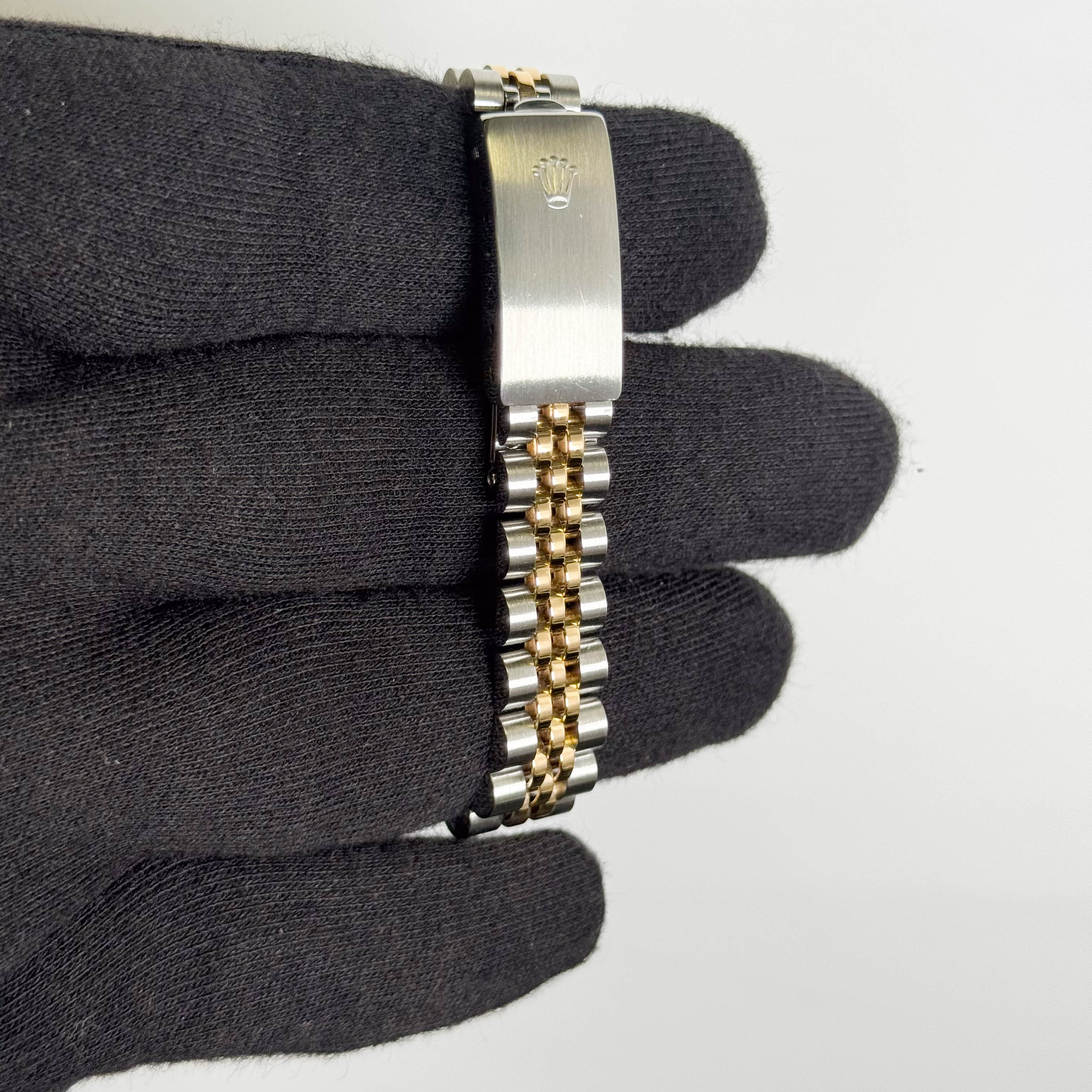 Rolex Datejust 26mm Champagne Dial Watch Ref# 69173