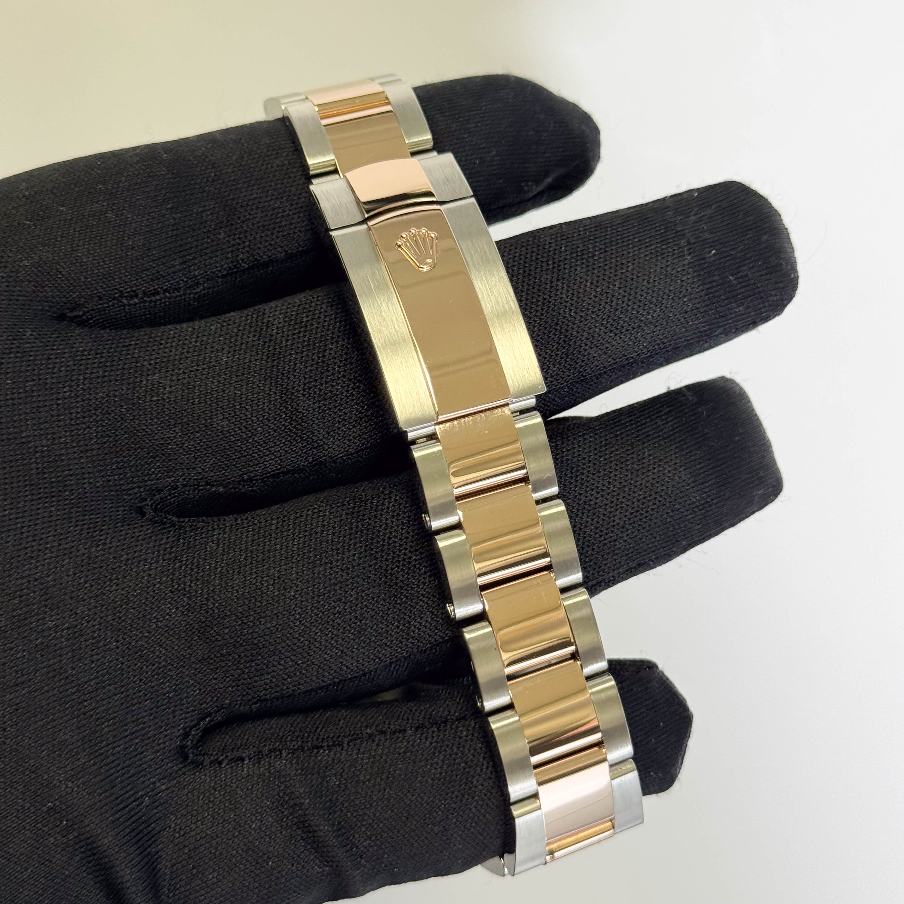 Rolex Datejust 41mm Pink Sundust Dial Watch Ref# 126301