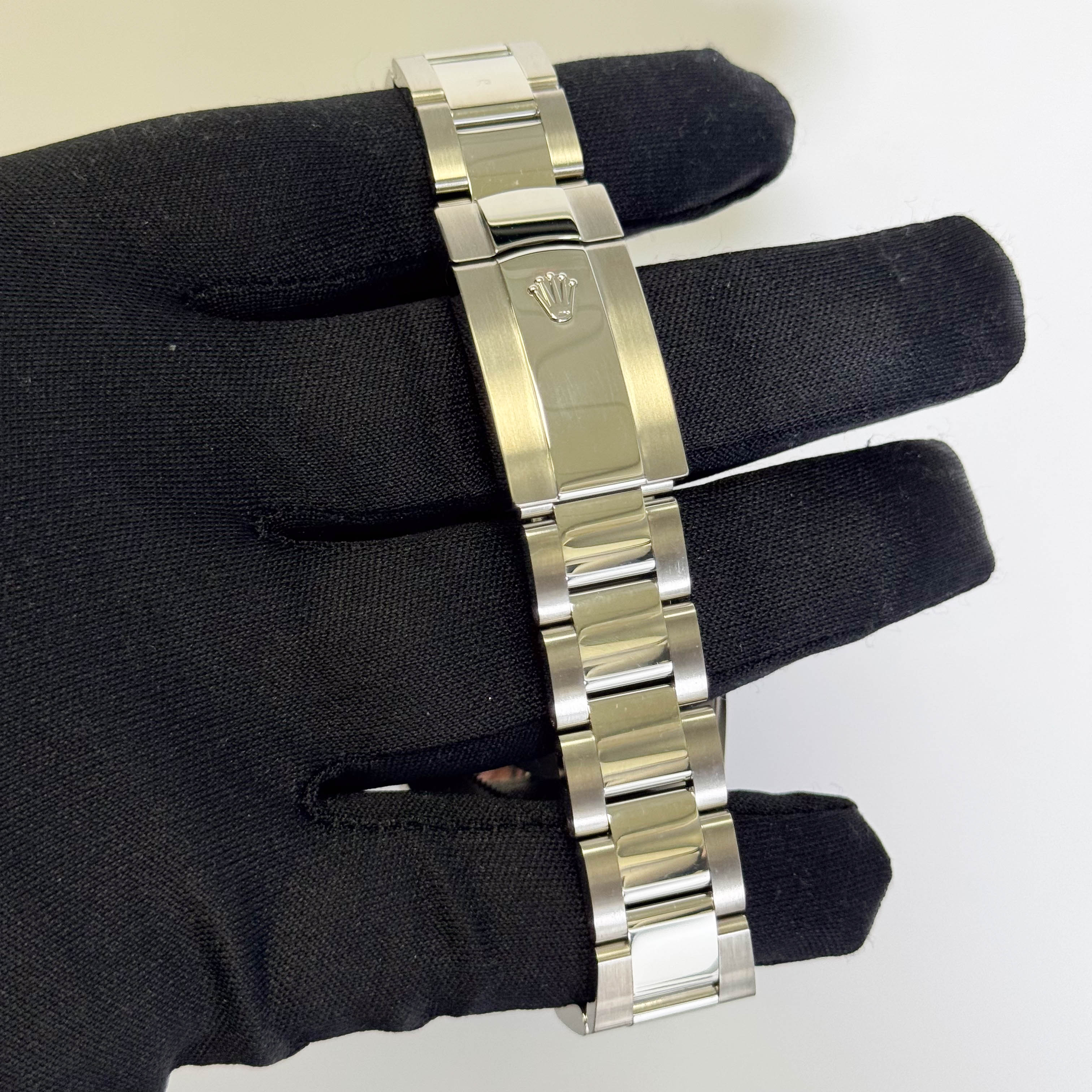 Rolex Datejust 41mm Rhodium Dial Watch Ref# 126334 - Happy Jewelers Fine Jewelry Lifetime Warranty