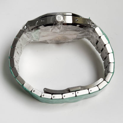 Audemars Piguet Royal Oak 41mm Silver Dial Watch Ref# 26574ST.OO.1220ST.01 - Happy Jewelers Fine Jewelry Lifetime Warranty