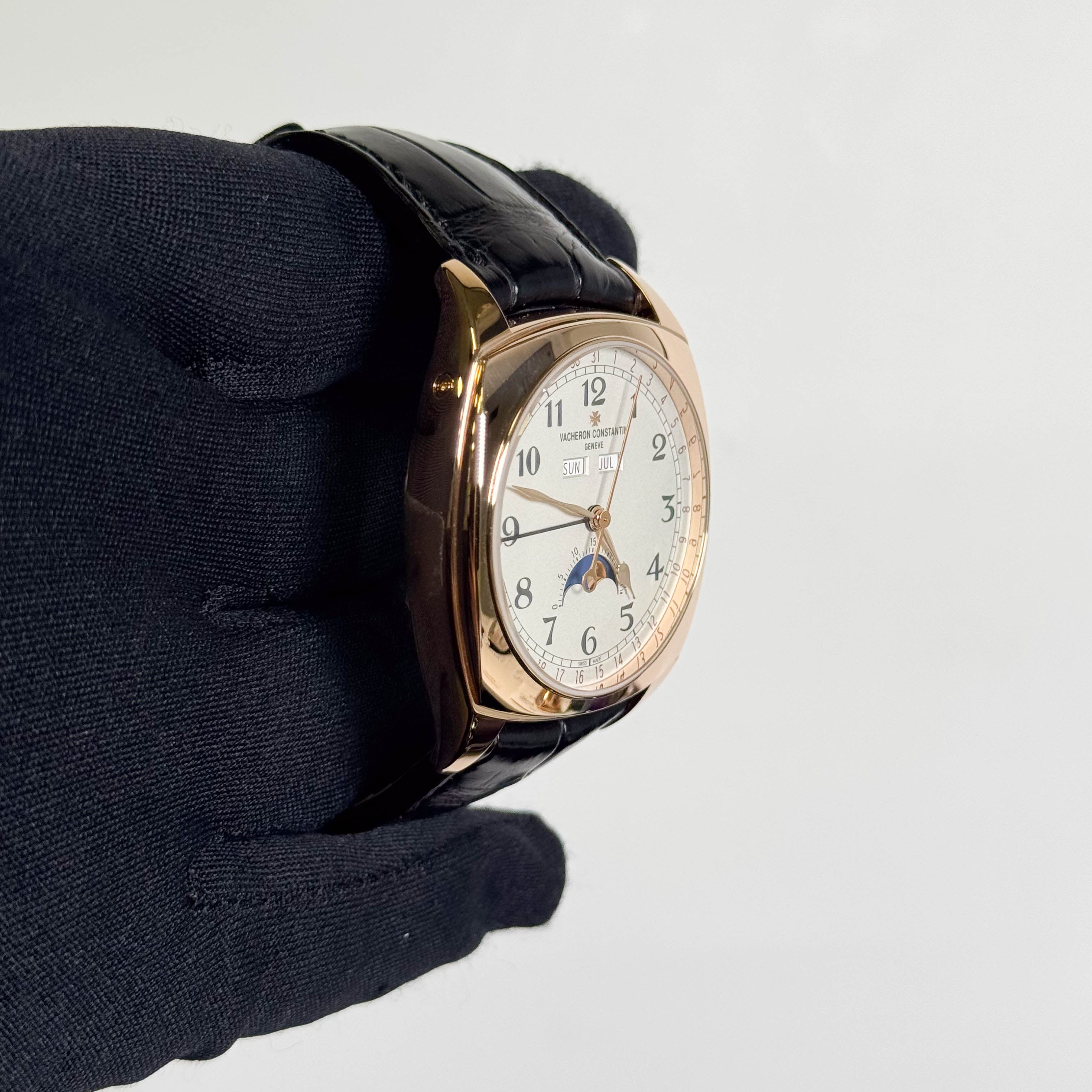 Vacheron Constantin Harmony Complete Calendar 40mm White Dial Watch Ref# 4000S/000R-B123 - Happy Jewelers Fine Jewelry Lifetime Warranty