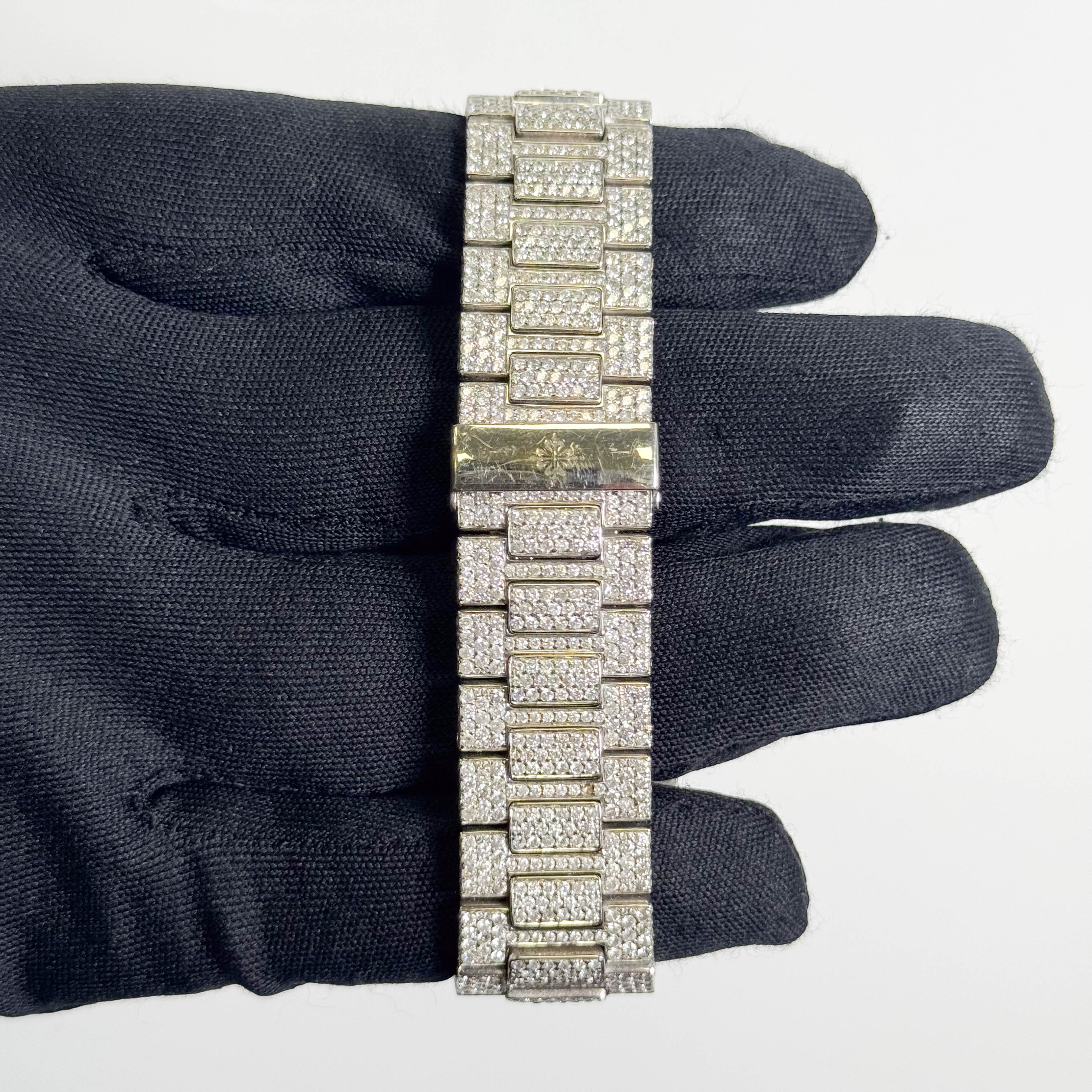 Patek Philippe Nautilus 40mm Pave Dial Watch Ref# 5711 - Happy Jewelers Fine Jewelry Lifetime Warranty