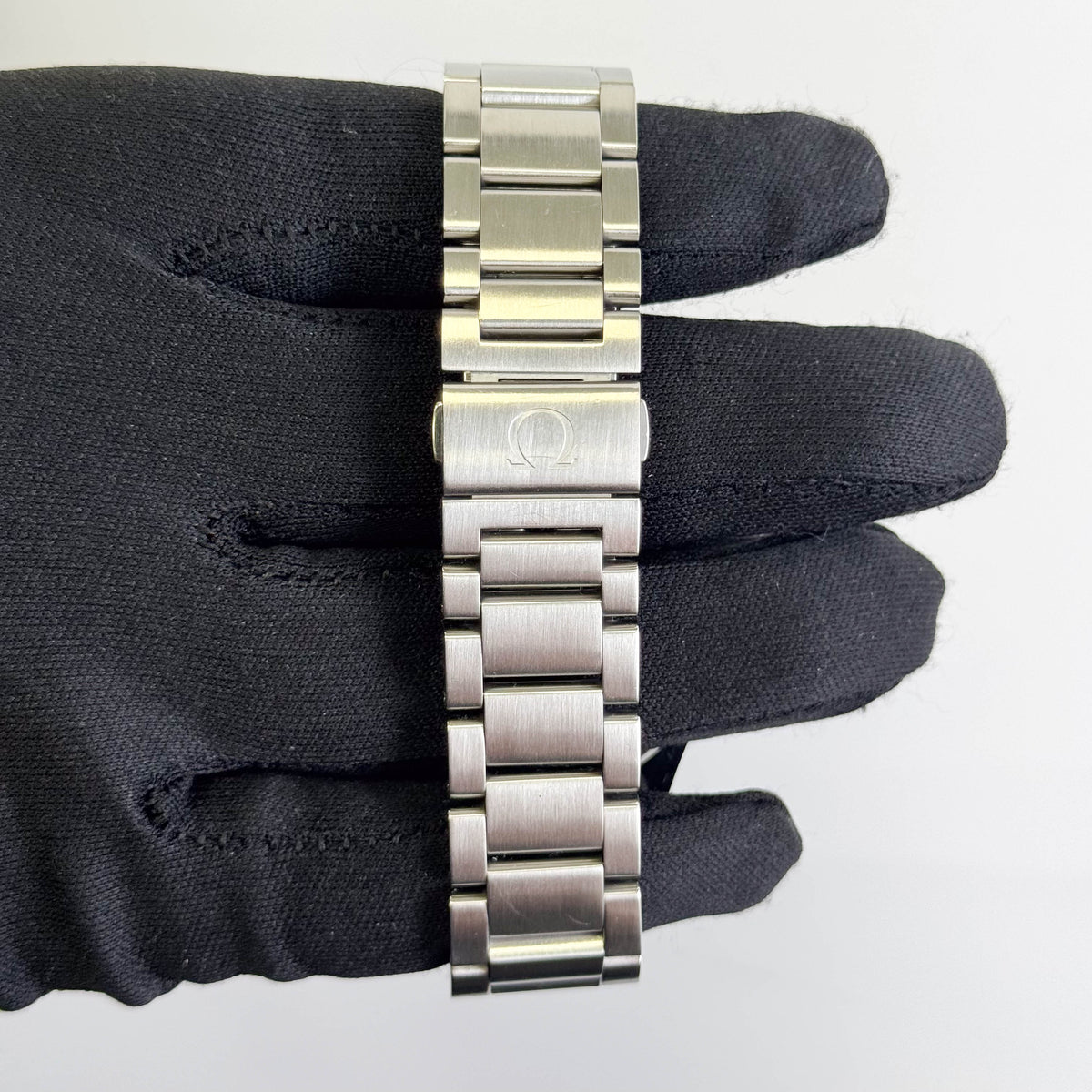 Omega Seamaster Aqua Terra 41mm White Dial Watch Ref# 231.10.42.21.02.001