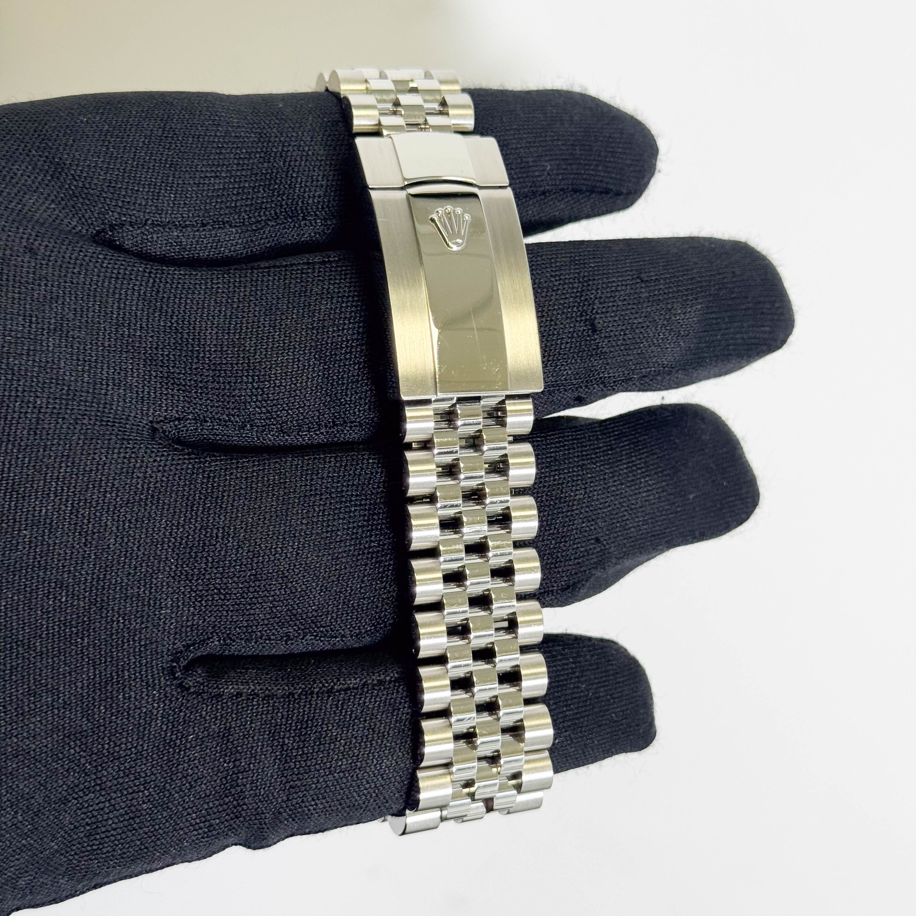 Rolex Datejust 41mm Black Dial Watch Ref# 126300 - Happy Jewelers Fine Jewelry Lifetime Warranty