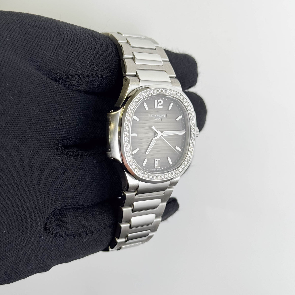 Patek Philippe Nautilus 35.2mm Gray Opaline Dial Watch Ref# 7118/1200A-011