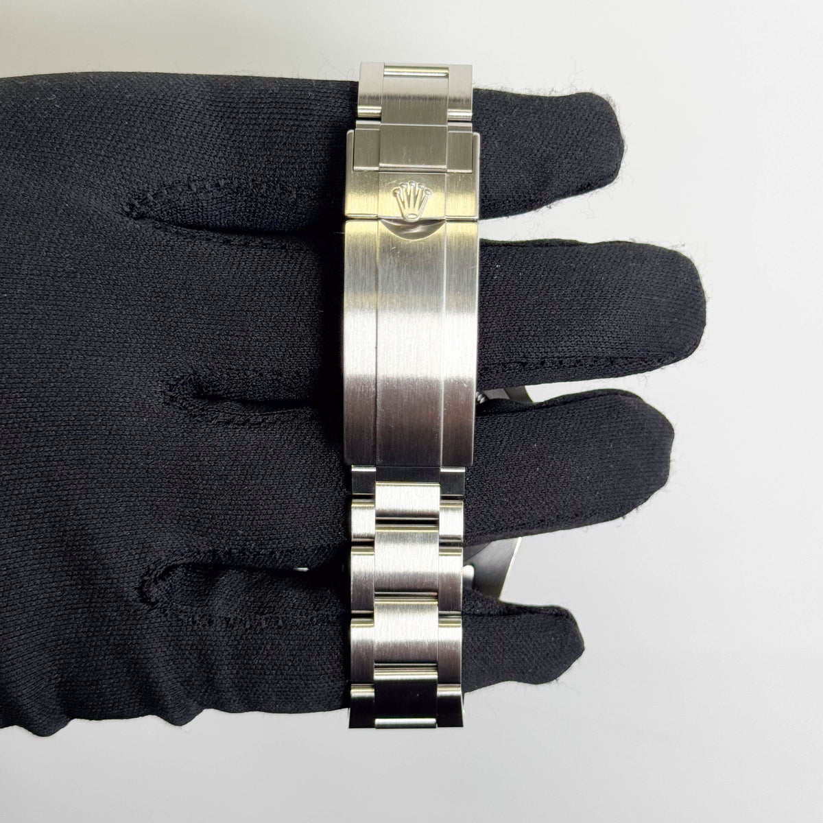 Rolex Submariner 40mm Green Dial Watch Ref# 116610LV