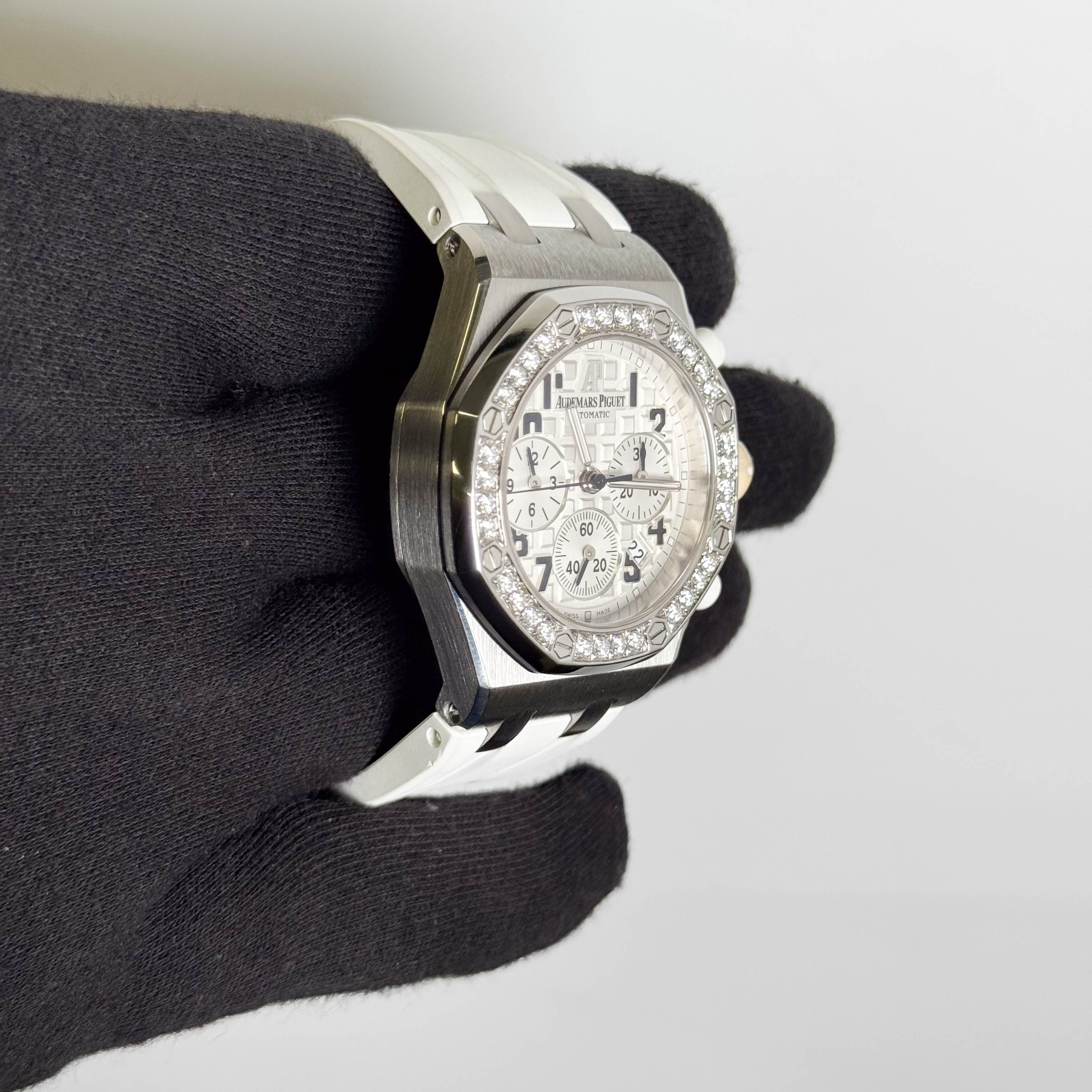 Audemars Piguet Royal Oak Offshore 37mm White Dial Watch Ref# 26048SK.ZZ.D010CA.01