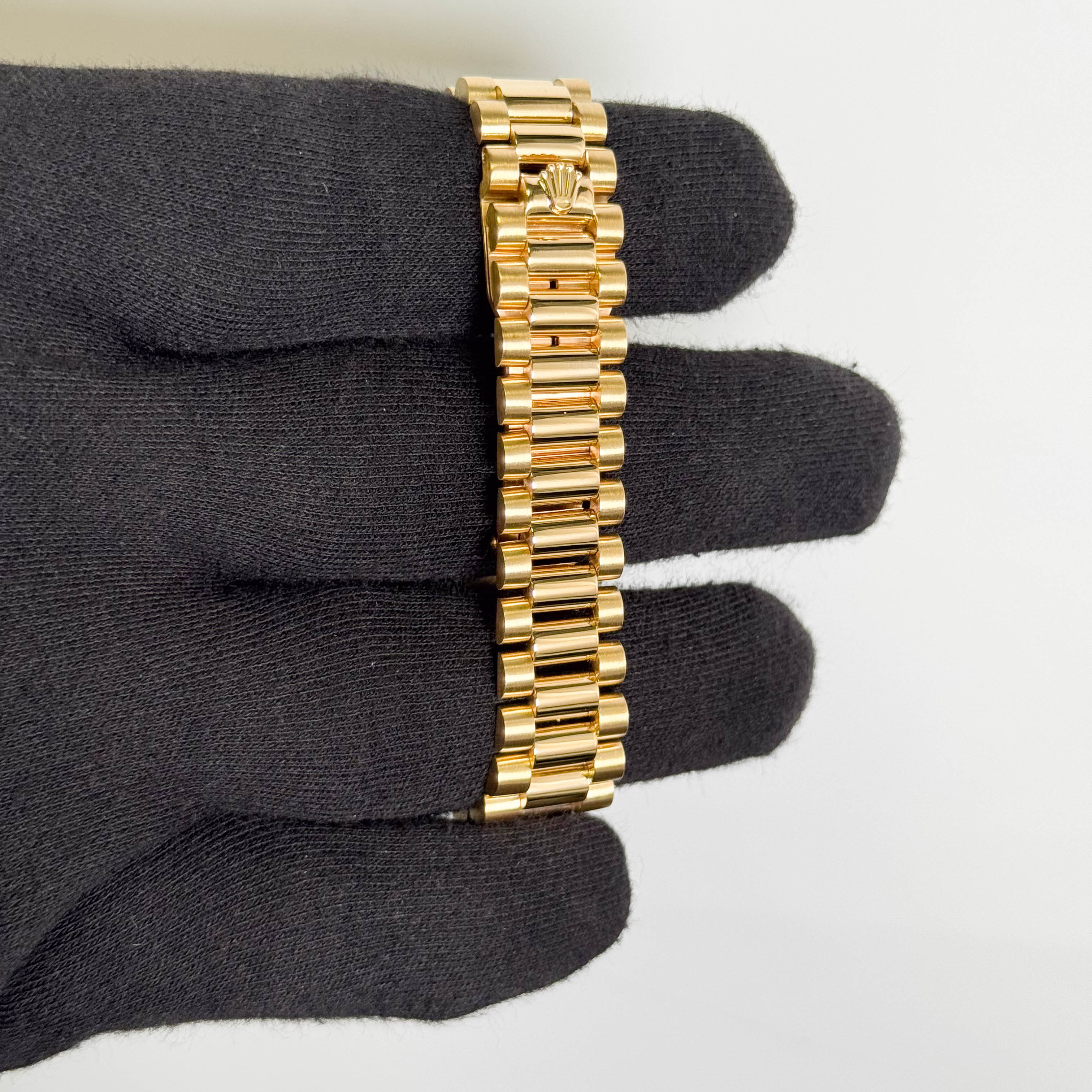 Rolex Datejust 31mm Champagne Dial Watch Ref# 68278