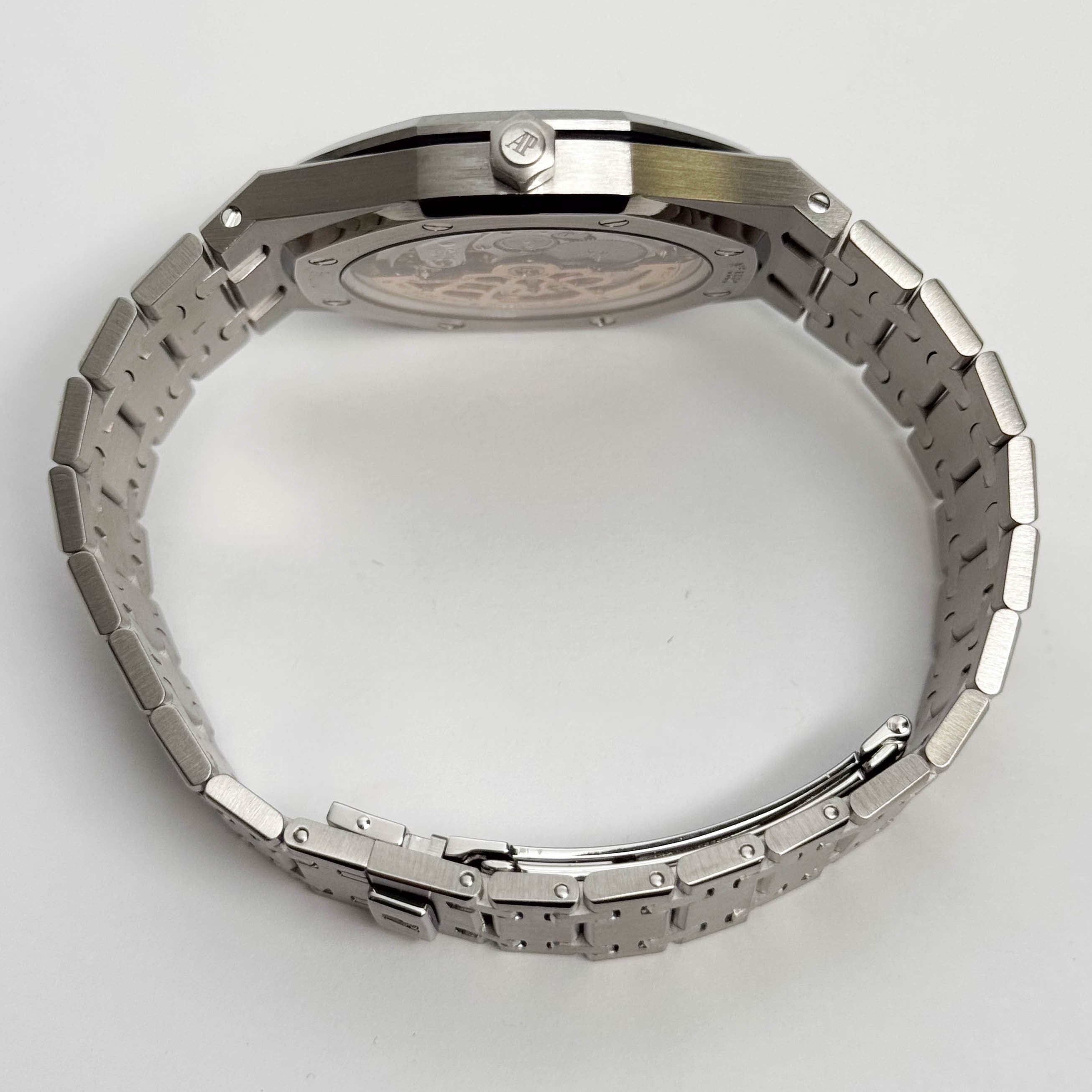 Audemars Piguet Royal Oak Extra-Thin 39mm Silver Dial Watch Ref# 15202ST.OO.0944ST