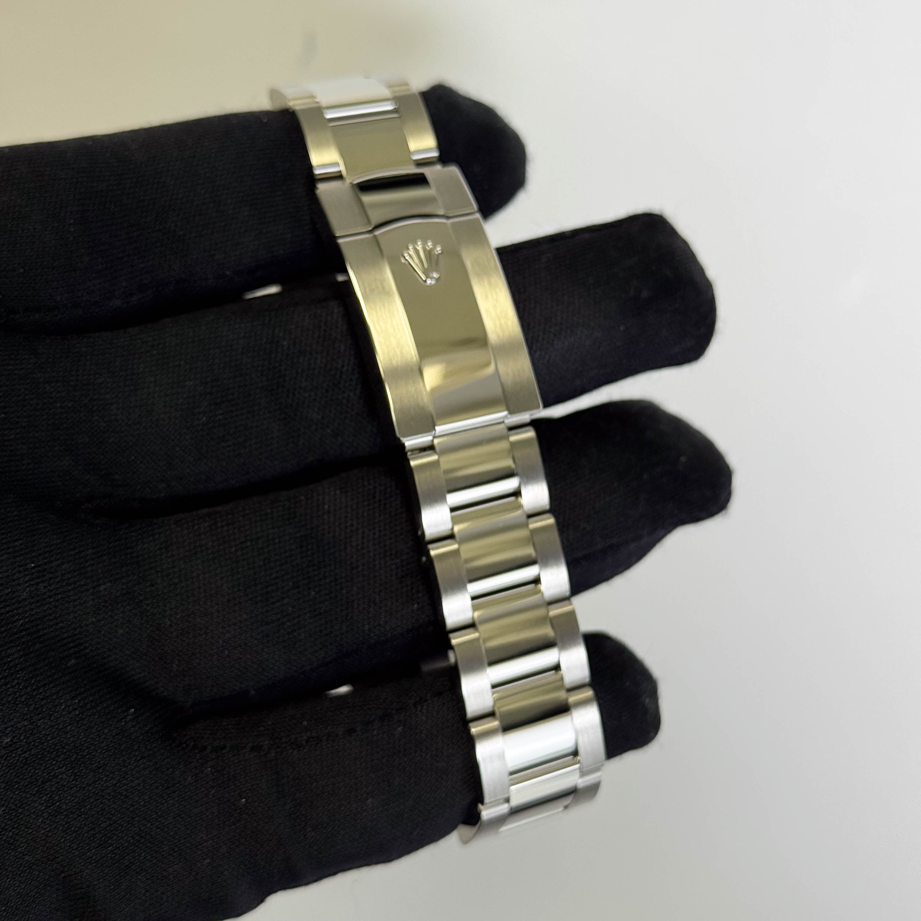 Rolex Datejust 41mm Green Dial Watch Ref# 126334