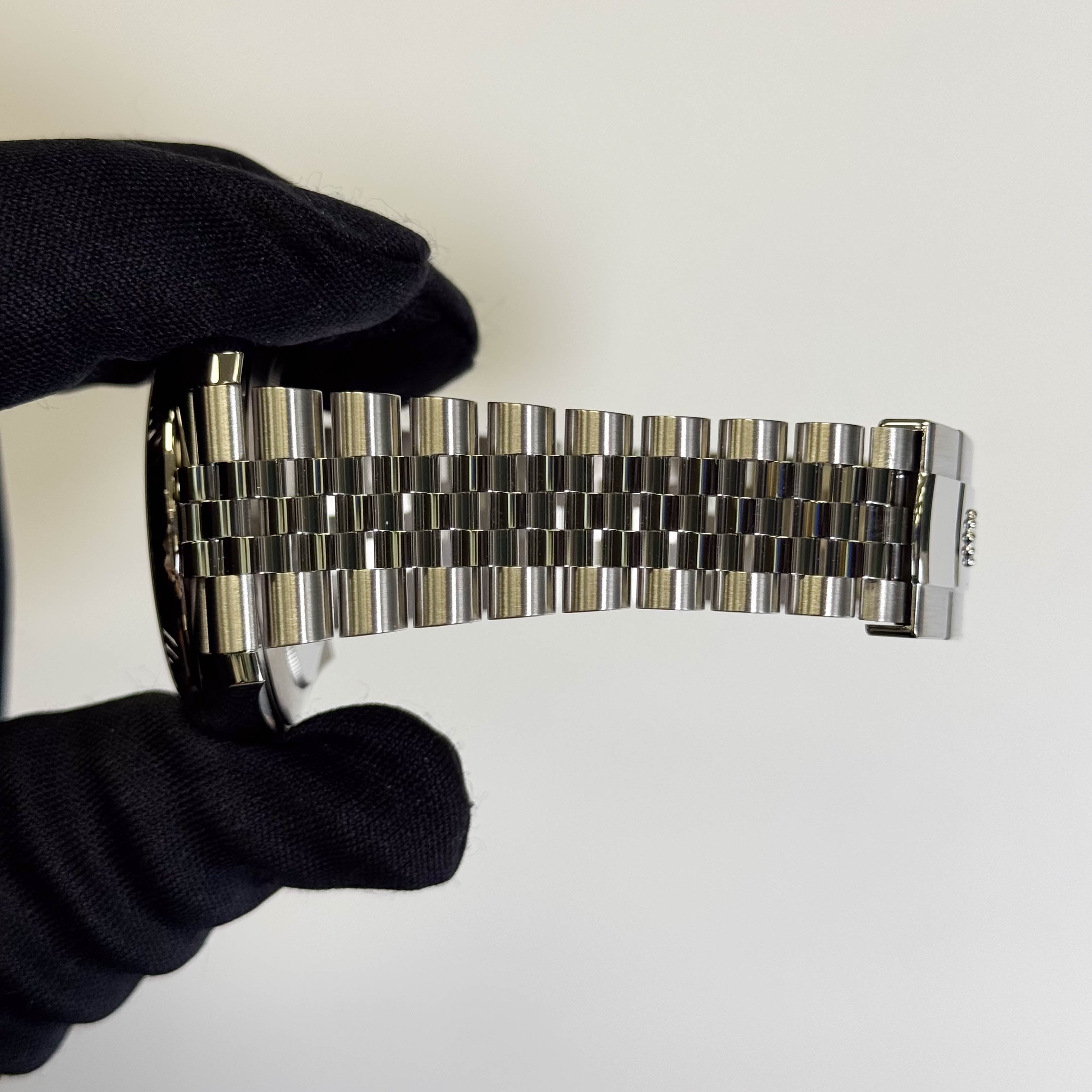 Rolex Datejust 41mm Black Dial Watch Ref# 126334 - Happy Jewelers Fine Jewelry Lifetime Warranty