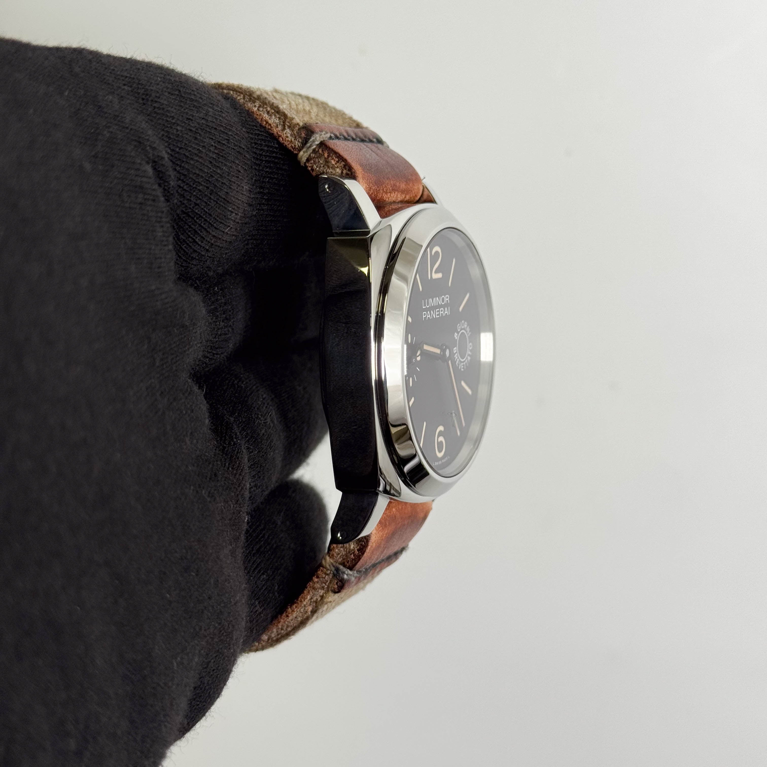 Panerai Luminor 44mm Black Dial Watch Ref# PAM00590