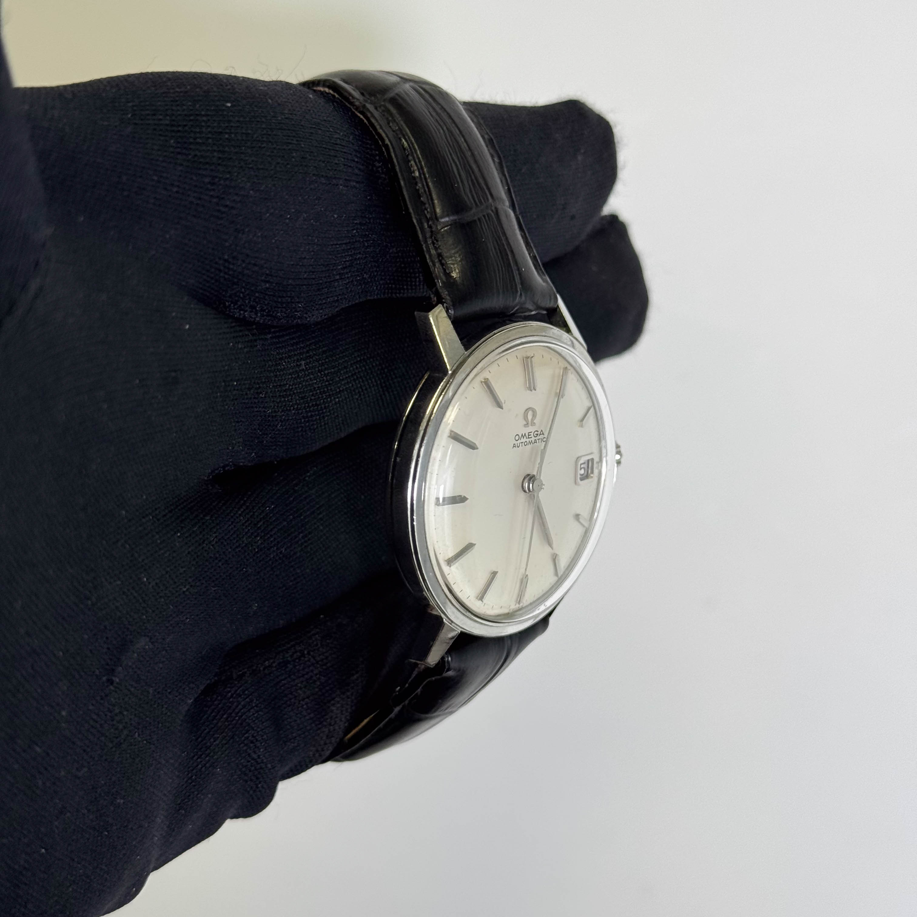 Omega Seamaster 34 mm Silver Dial Watch Ref# 166.009 – Happy Jewelers