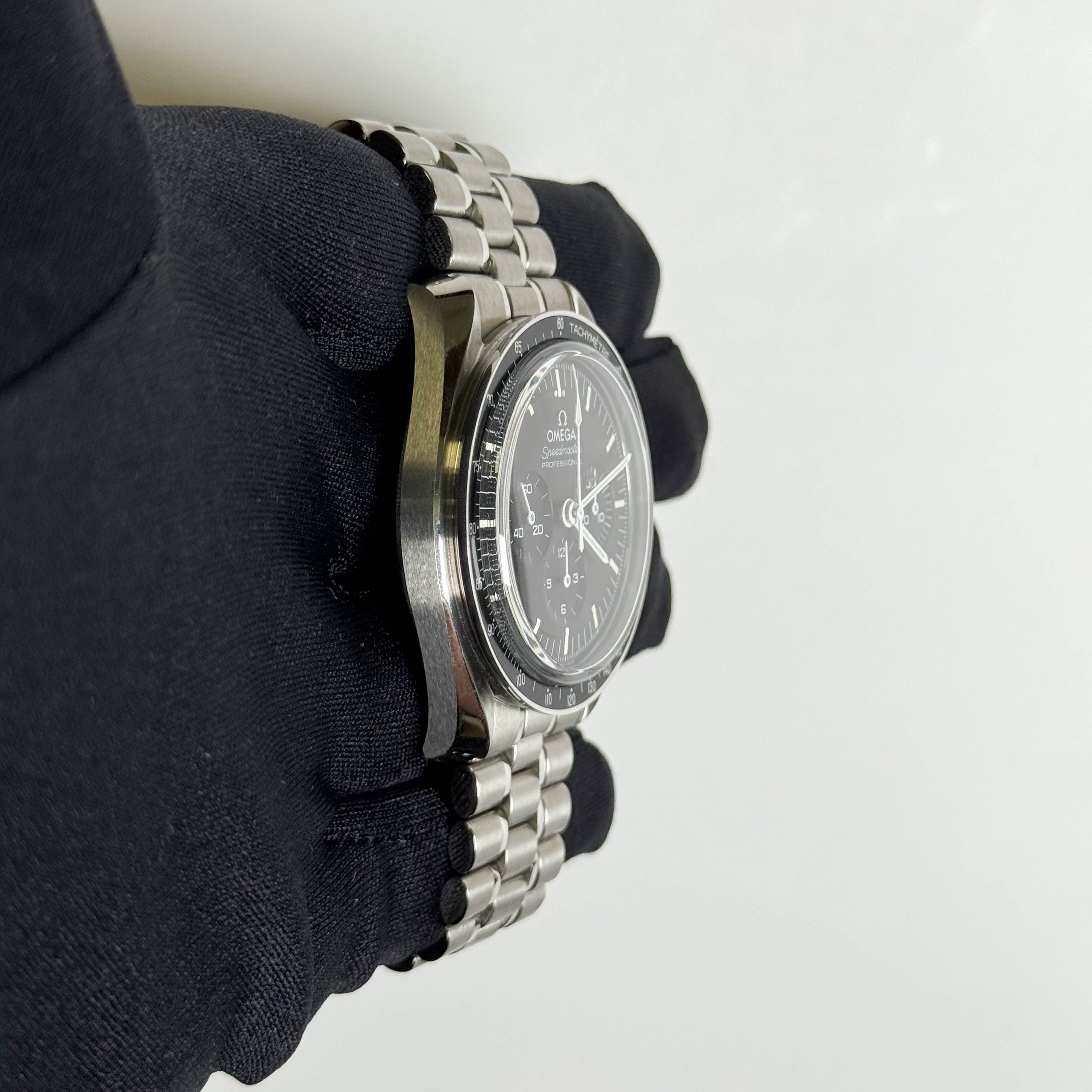 Omega Speedmaster 42mm Black Dial Watch Ref# 310.30.42.50.01.002 - Happy Jewelers Fine Jewelry Lifetime Warranty