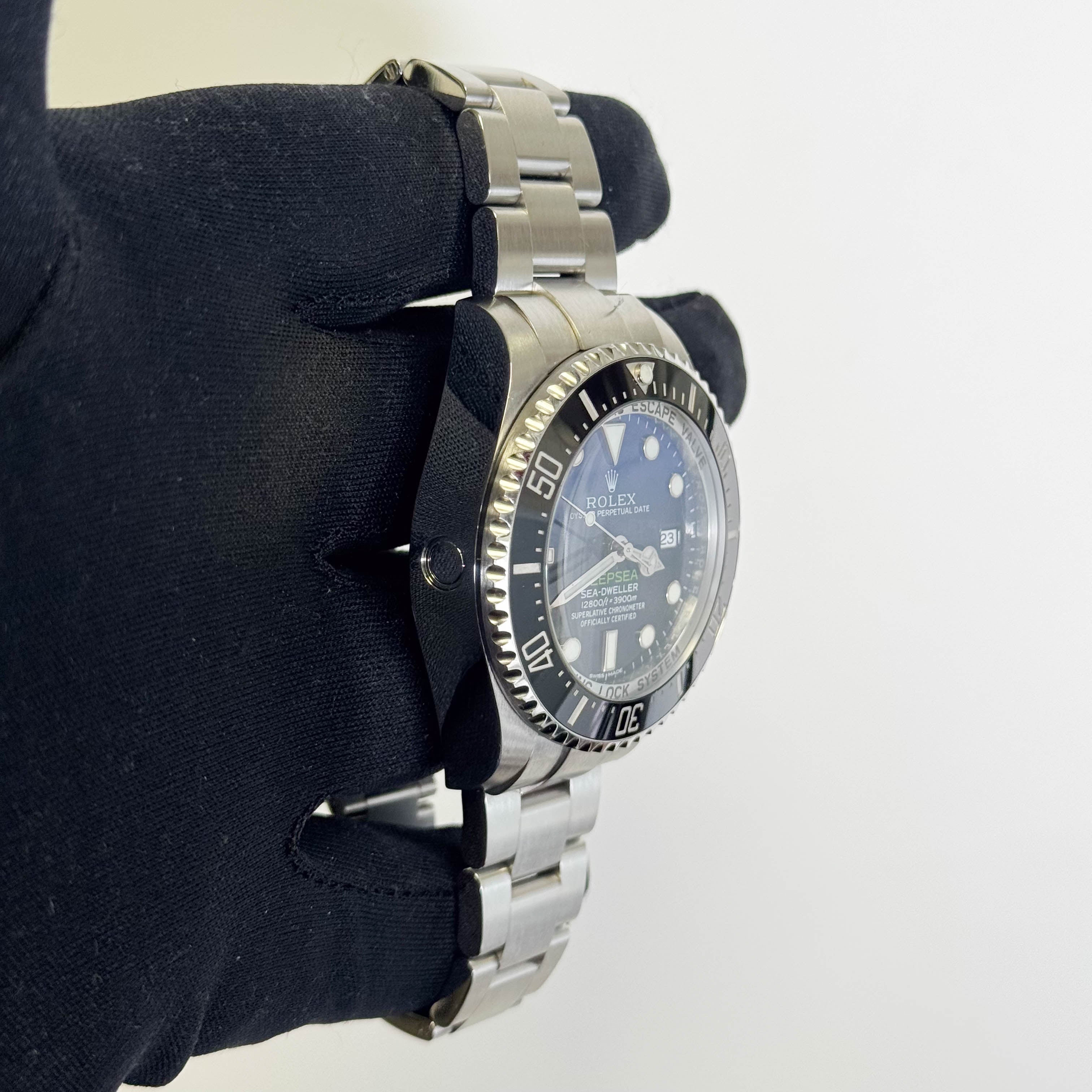 Rolex Sea-Dweller 44mm Black/Blue Dial Watch Ref# 116660