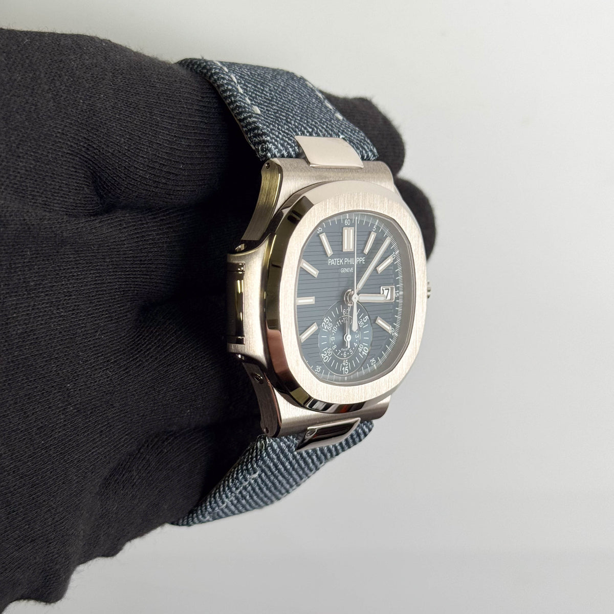 Patek Philippe Nautilus 40.5mm Blue Stick Dial Watch Ref# 5980/60G-001