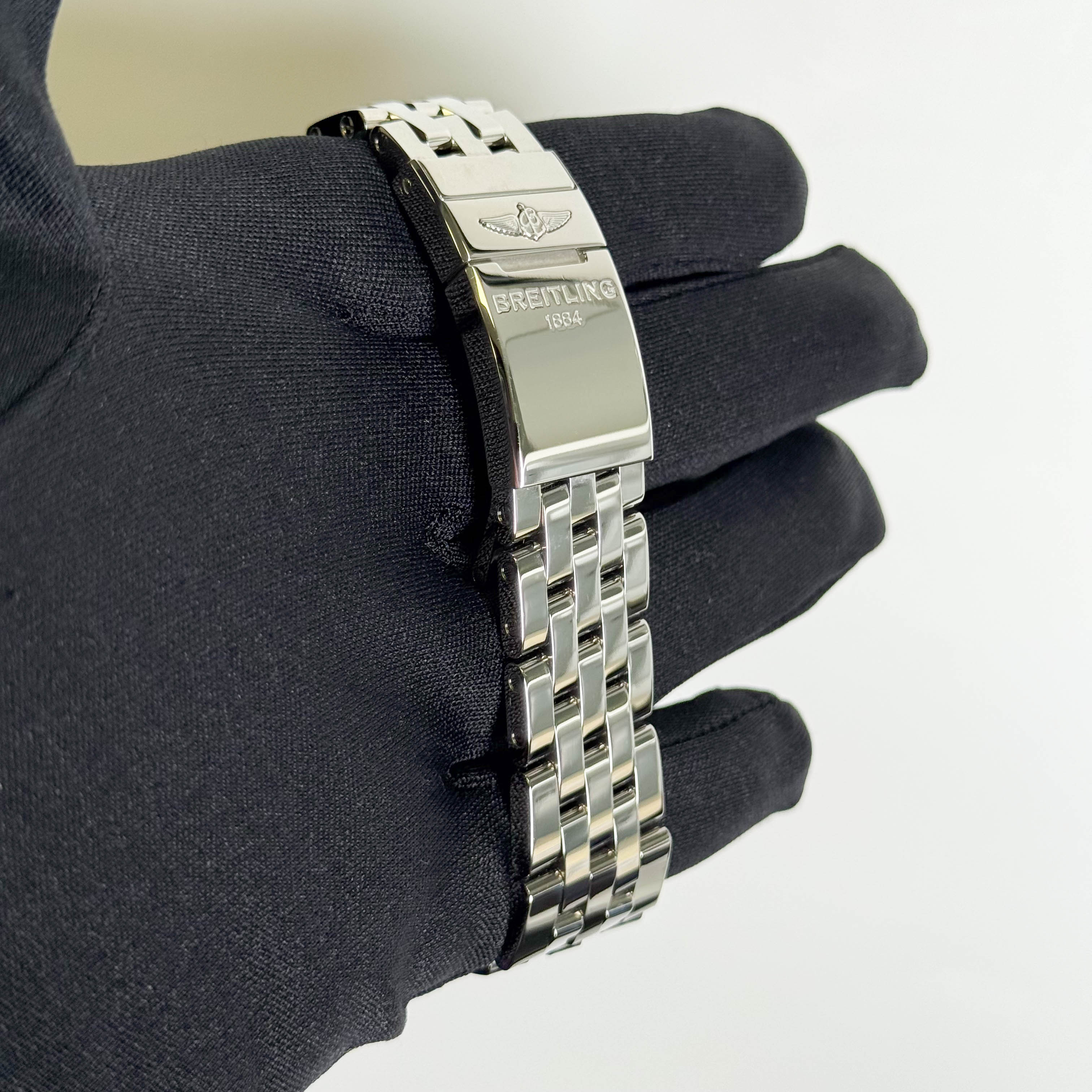 Breitling Chronomat 44mm Grey Dial Watch Ref# AB0115101F1A1 - Happy Jewelers Fine Jewelry Lifetime Warranty