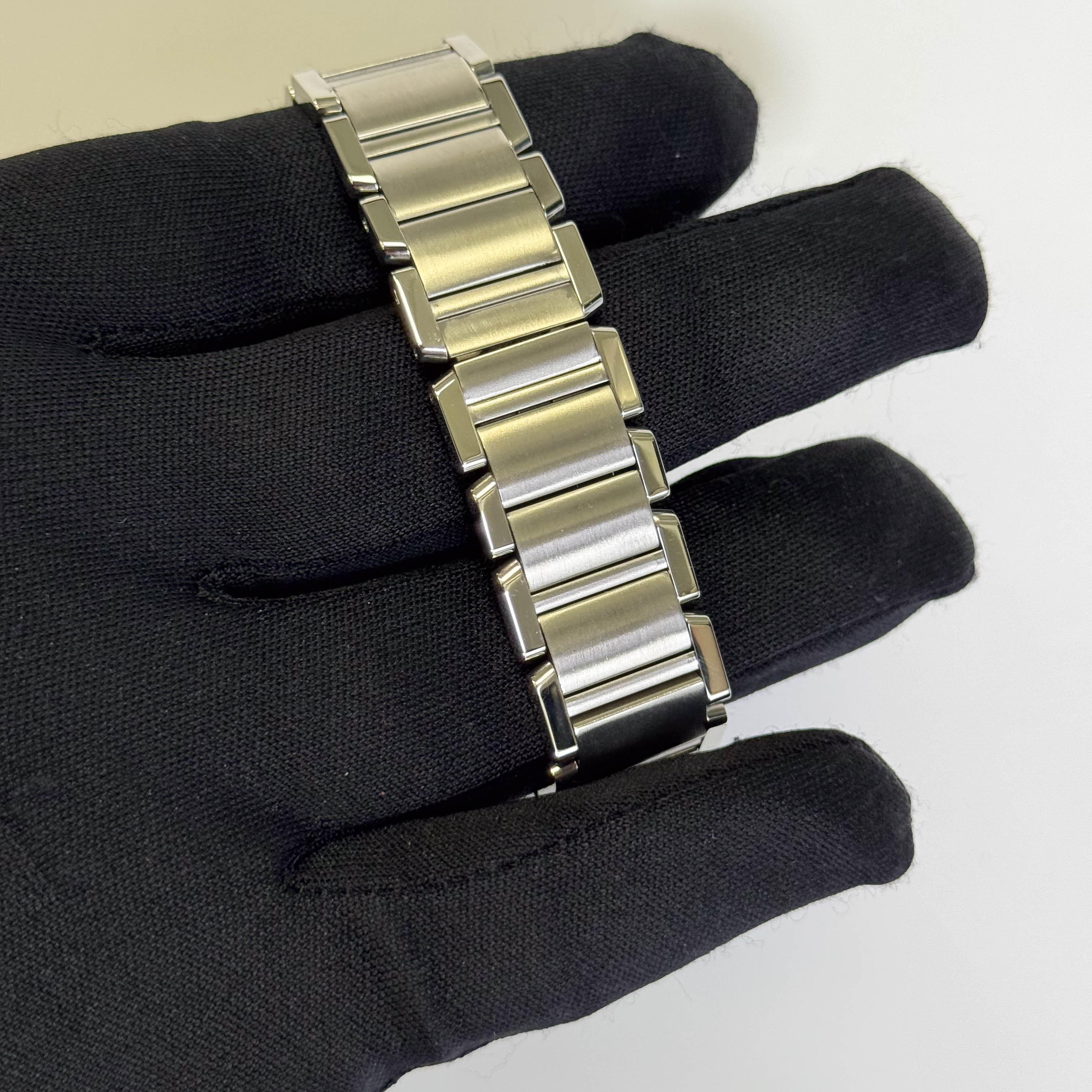 Cartier Tank 25mm White Dial Watch Ref# W51011Q3