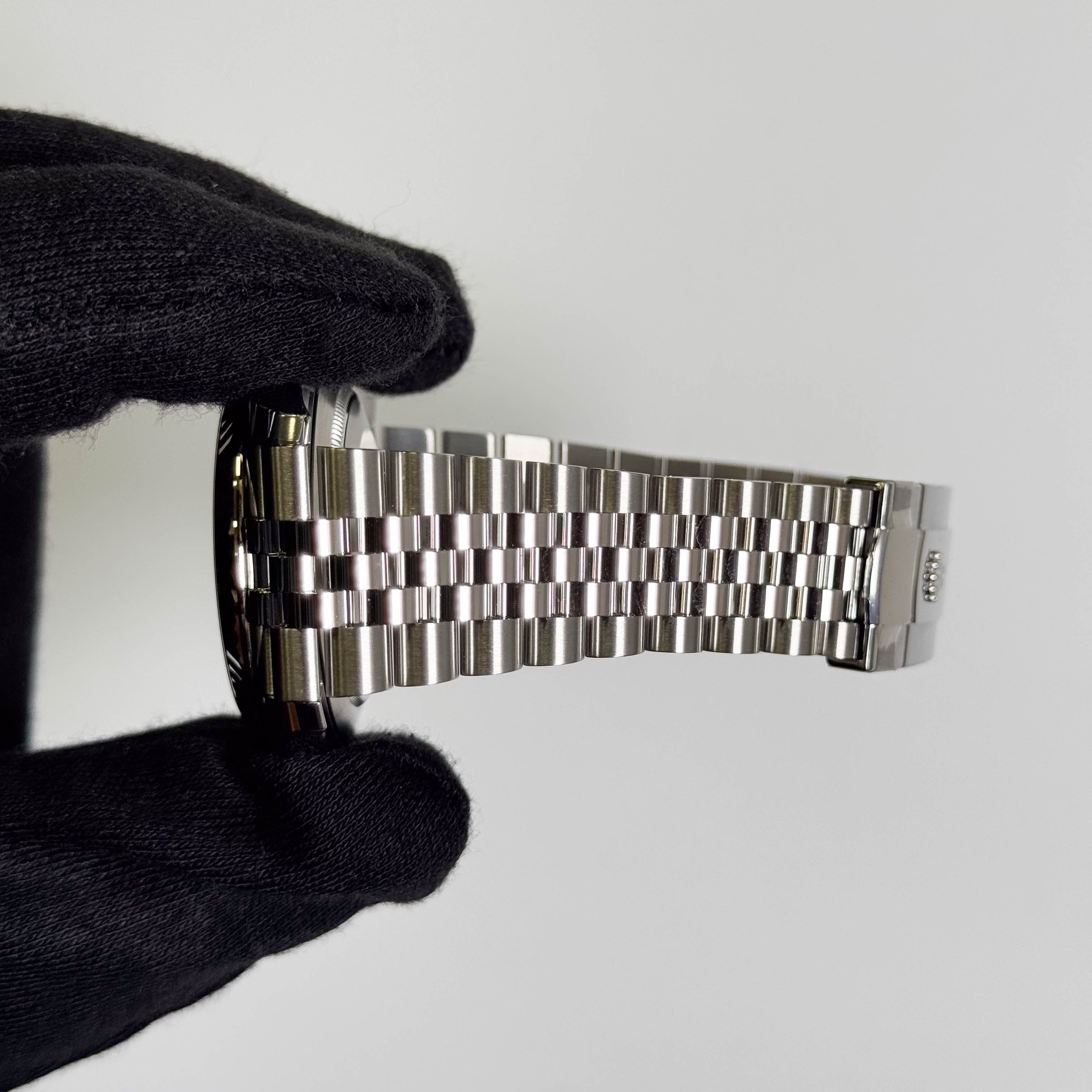 Rolex Datejust 41mm Wimbledon Dial Watch Ref# 126334