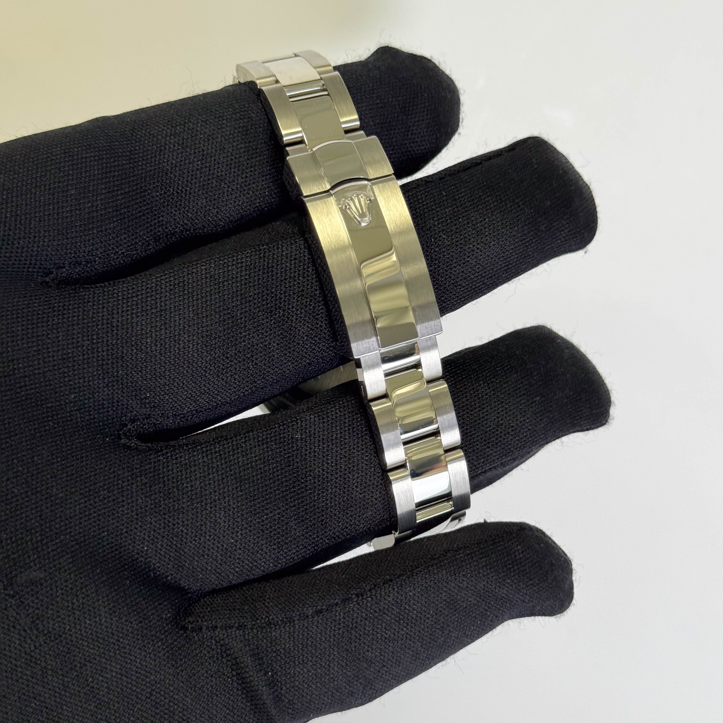 Rolex Datejust 28mm Pink Dial Watch Ref# 279160