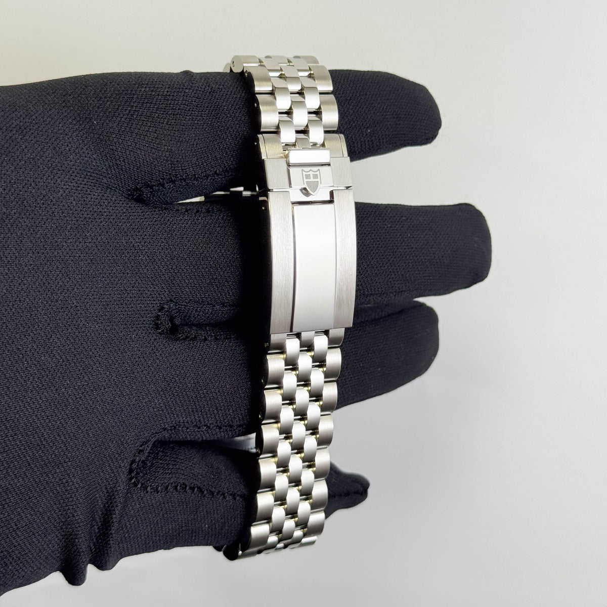 Tudor Black Bay Chrono 41mm White Dial Watch Ref# 79360N - Happy Jewelers Fine Jewelry Lifetime Warranty