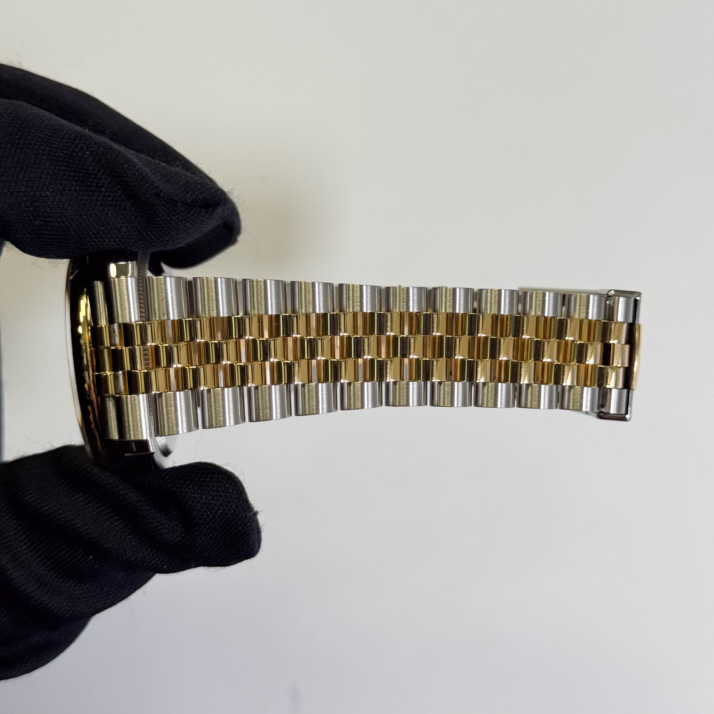 Rolex Datejust 36mm Silver Dial Watch Ref# 126233 - Happy Jewelers Fine Jewelry Lifetime Warranty