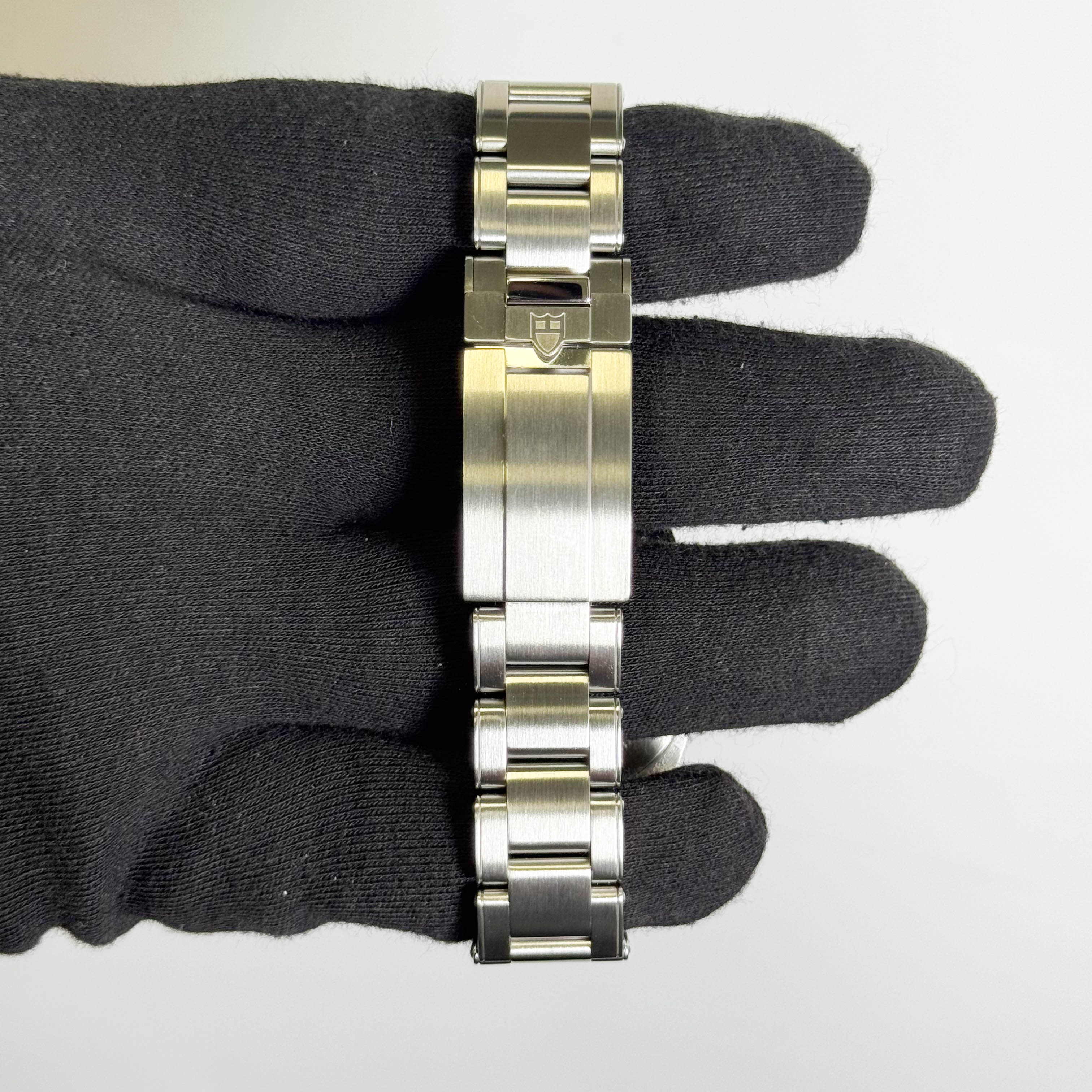 Tudor Black Bay 39mm Black Dial Watch Ref# 7939G1A0NRU